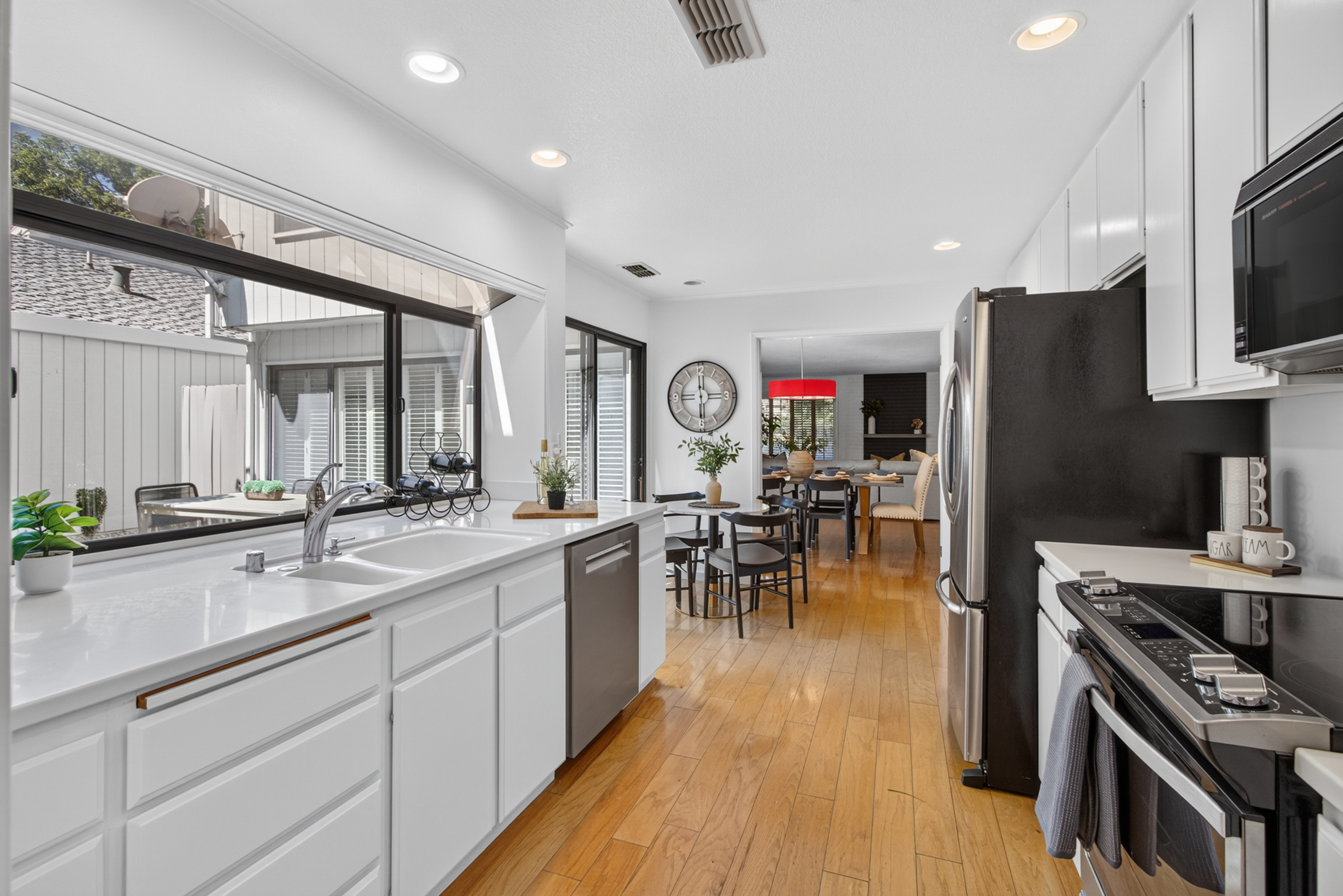  1427 Commons Drive, Sacramento, CA 95825 - 物件實景