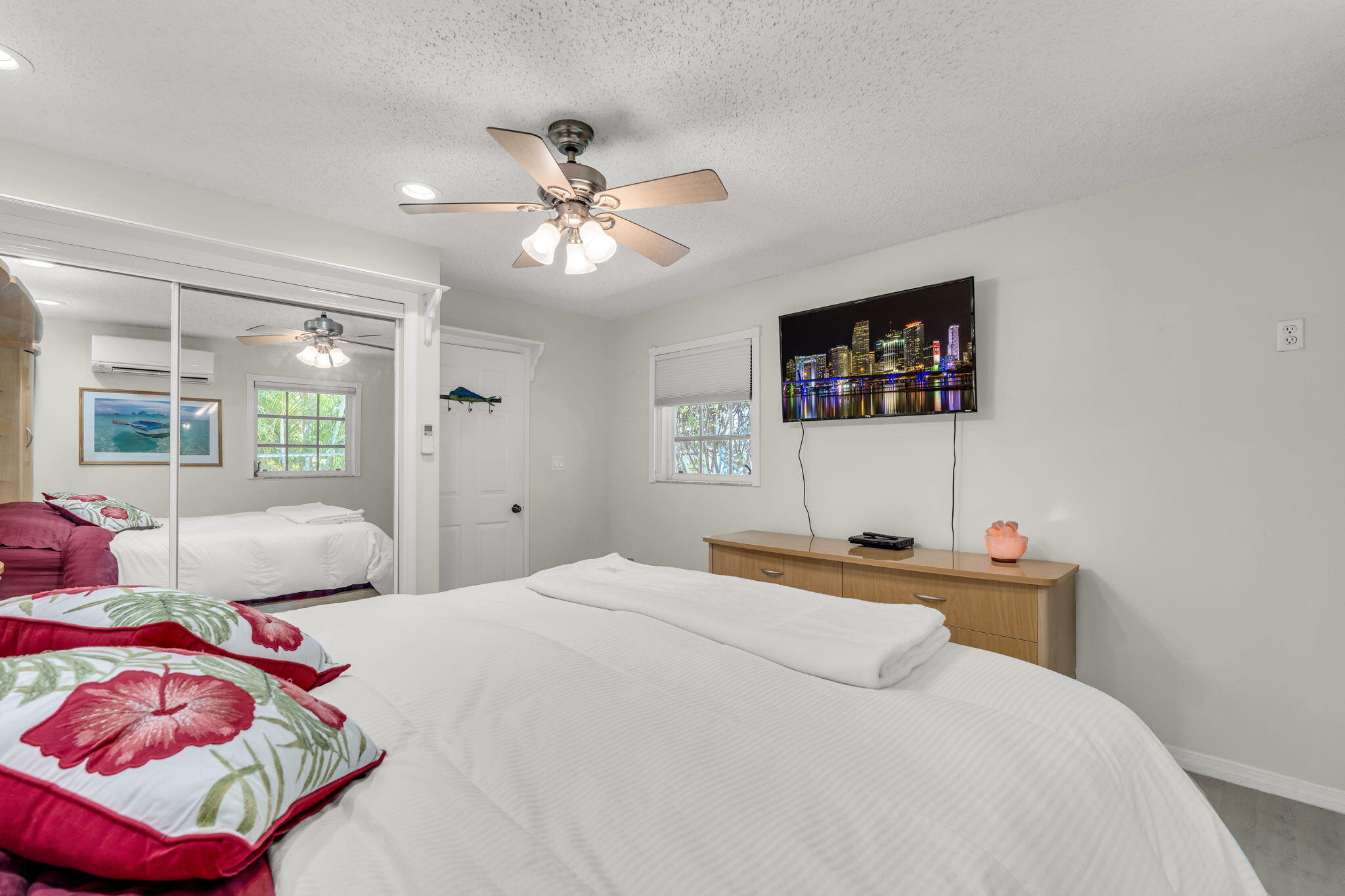 KEY LARGO, Florida, 33037, United States, 3 Bedrooms Bedrooms, ,2 BathroomsBathrooms,Residential,For Sale,1779251