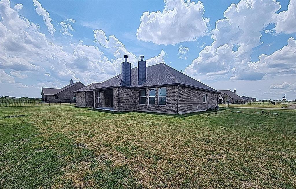 Farmersville, Texas, 75442, United States, 3 Bedrooms Bedrooms, ,3 BathroomsBathrooms,Residential,For Sale,1915215