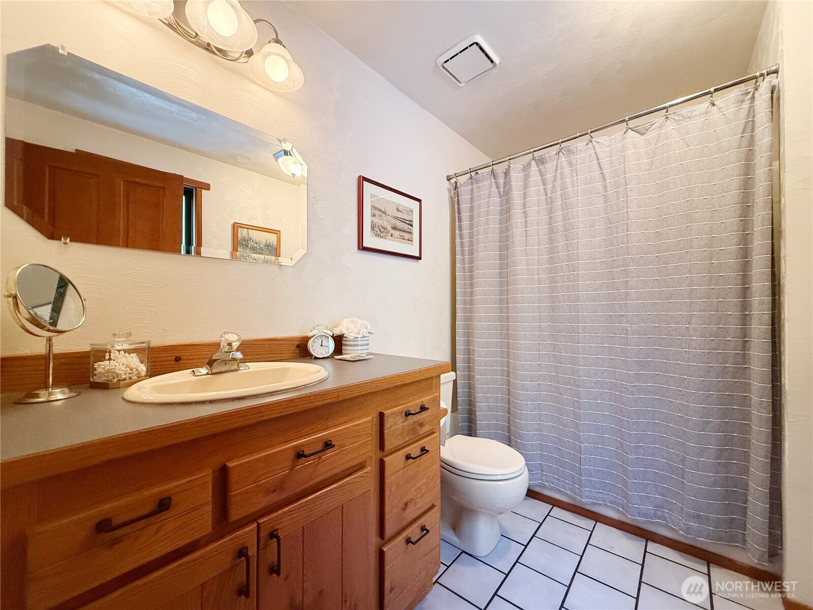 Hat Island, Washington, 98206, United States, 2 Bedrooms Bedrooms, ,2 BathroomsBathrooms,Residential,For Sale,1974776