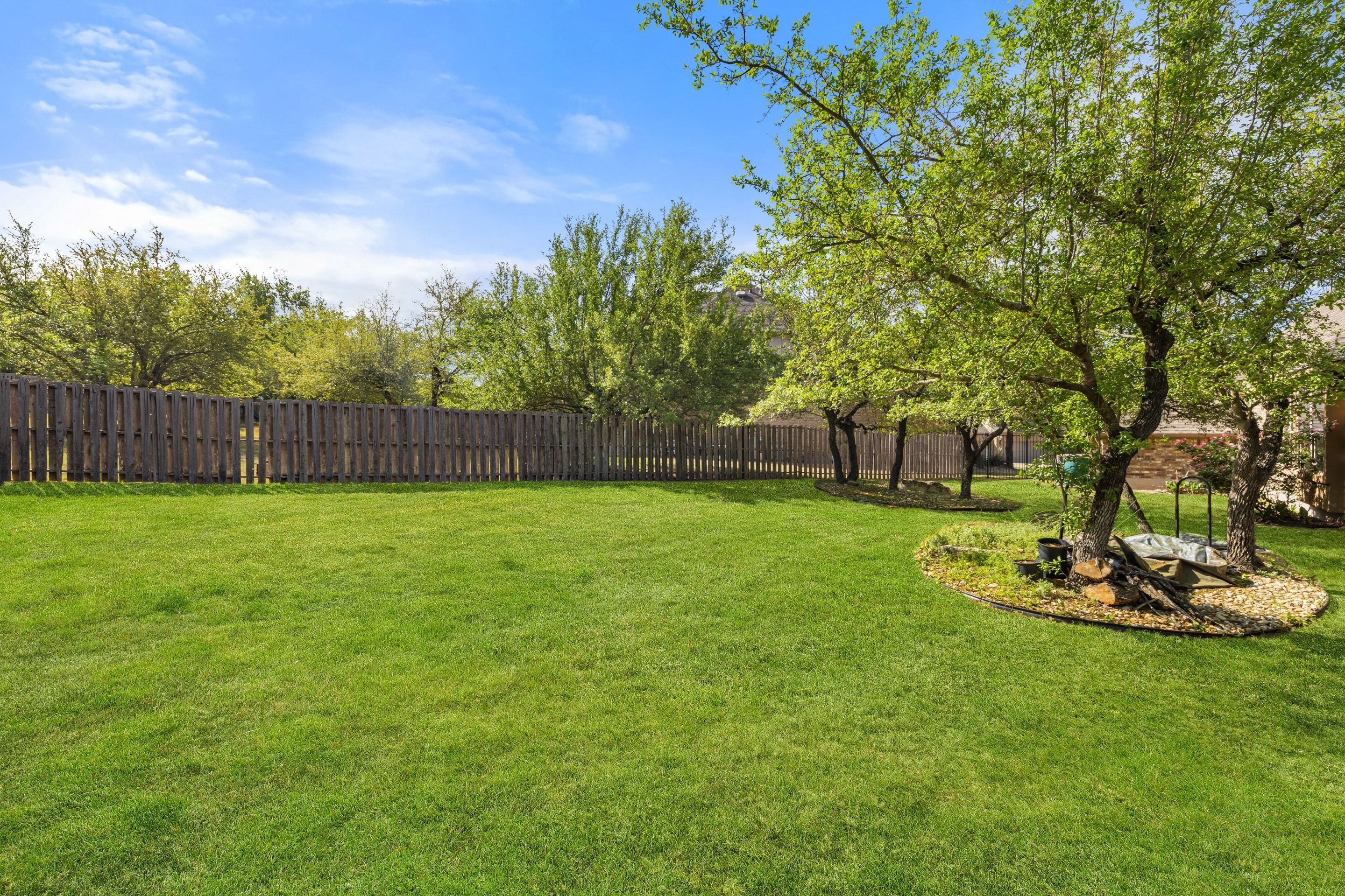  Refined Rocky Creek Living with Private Backyard Oasis - 物件實景