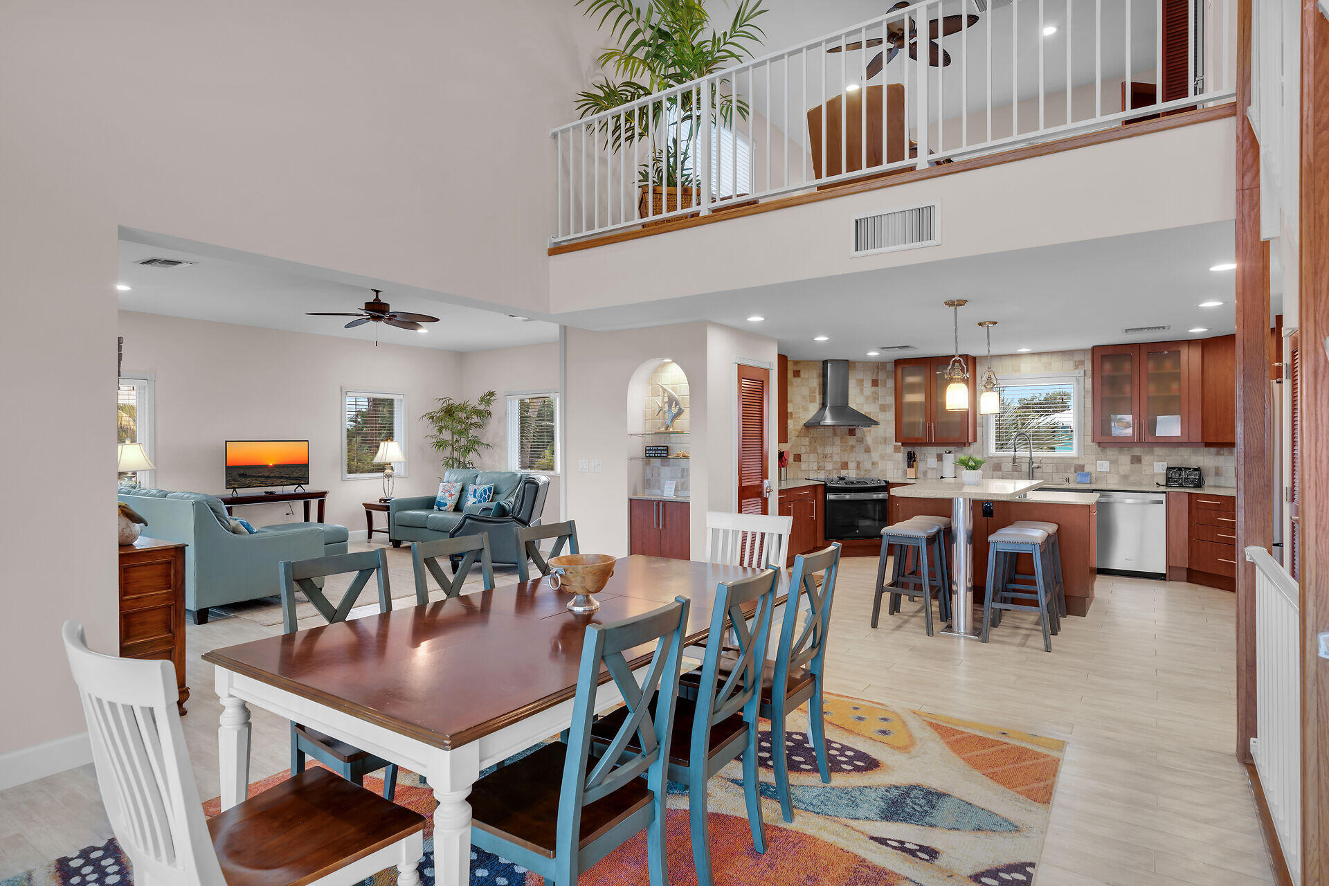 MARATHON, Florida, 33050, United States, 5 Bedrooms Bedrooms, ,3 BathroomsBathrooms,Residential,For Sale,1691478