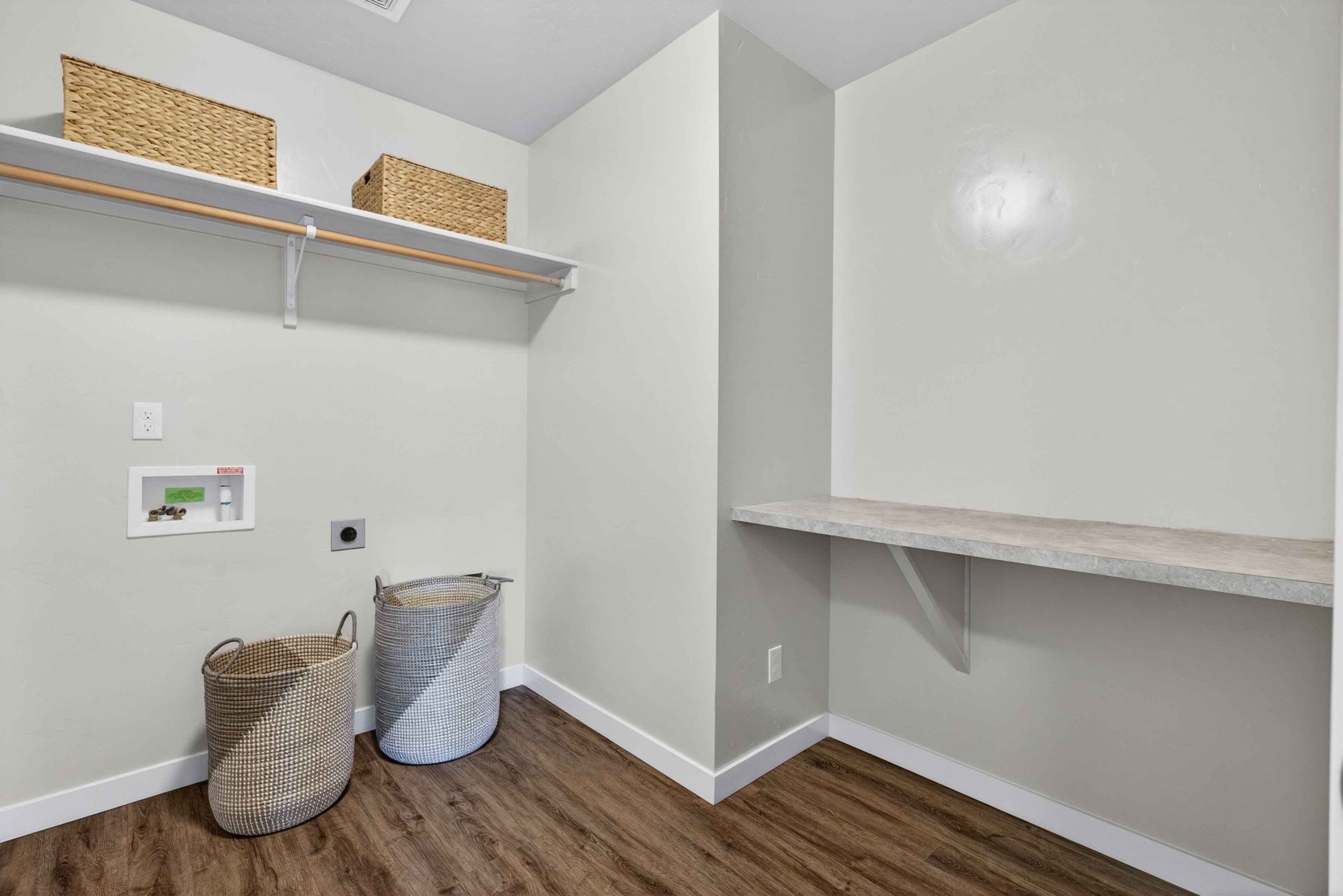  Impeccable Modern Craftsman in Eagle - 物件實景