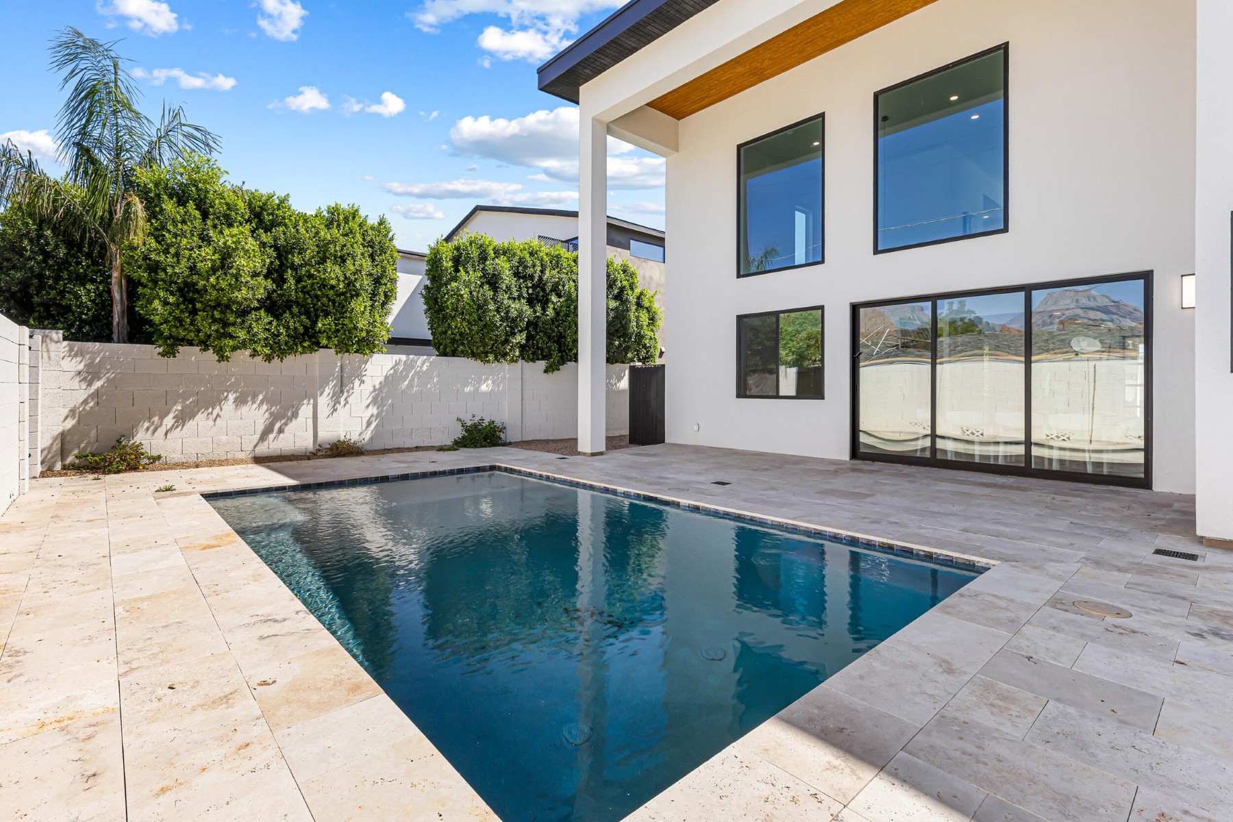  4852 E Piccadilly Road  Phoenix, AZ - 物件實景