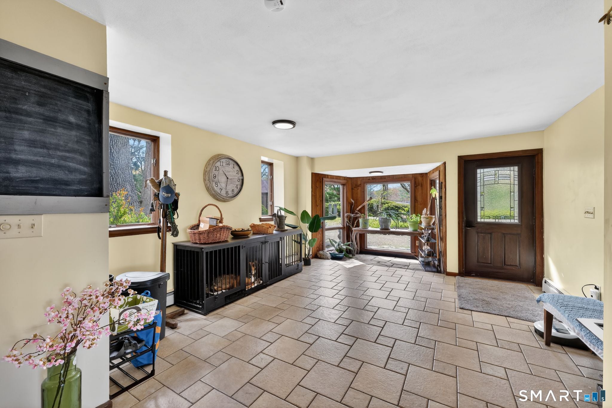 Tolland, Connecticut, 06084, United States, 3 Bedrooms Bedrooms, ,4 BathroomsBathrooms,Residential,For Sale,2043401