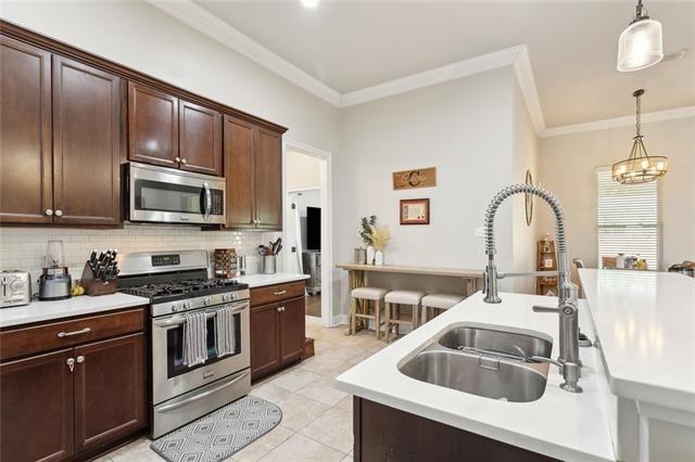 Madisonville, Louisiana, 70447, United States, 5 Bedrooms Bedrooms, ,3 BathroomsBathrooms,Residential,For Sale,1998528