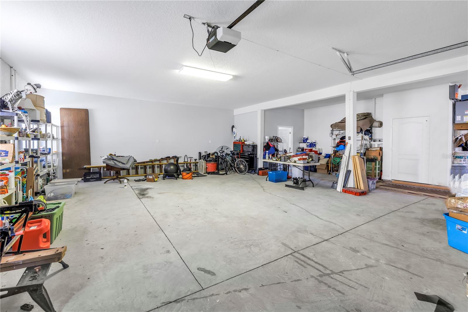 Tarpon Springs, Florida, 34689, United States, 4 Bedrooms Bedrooms, ,4 BathroomsBathrooms,Residential,For Sale,1975840