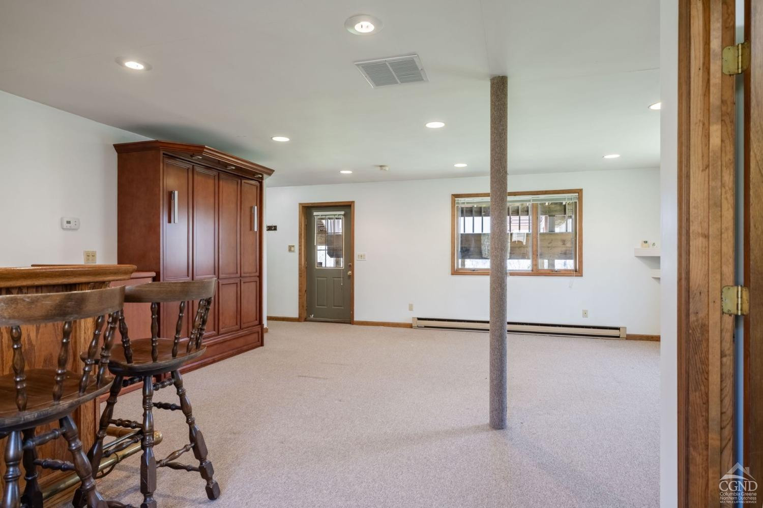 Hunter, New York, 12442, United States, 4 Bedrooms Bedrooms, ,5 BathroomsBathrooms,Residential,For Sale,1792843