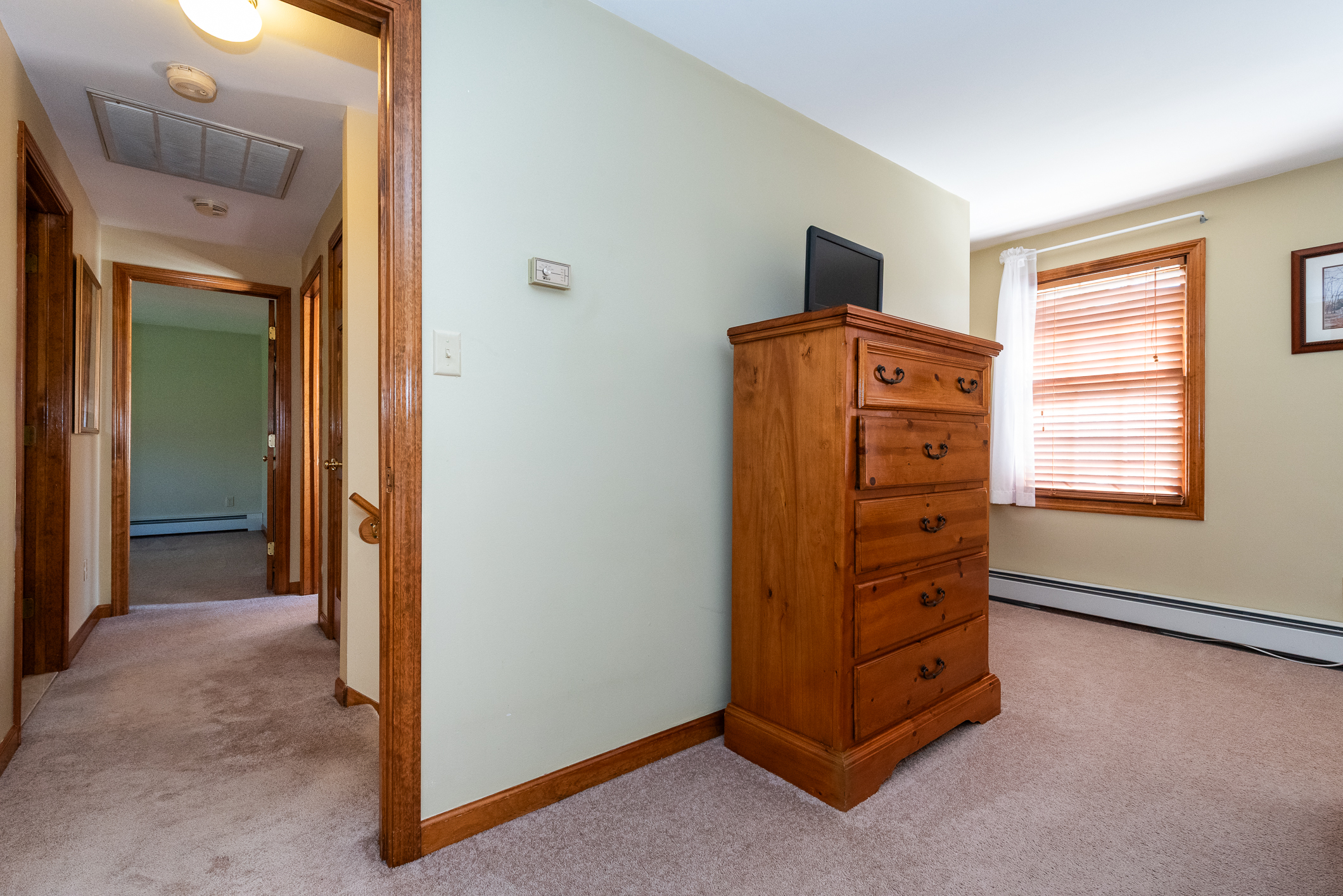  Beautifully Maintained Colonial Set on Over 2.5 Acres - 物件實景