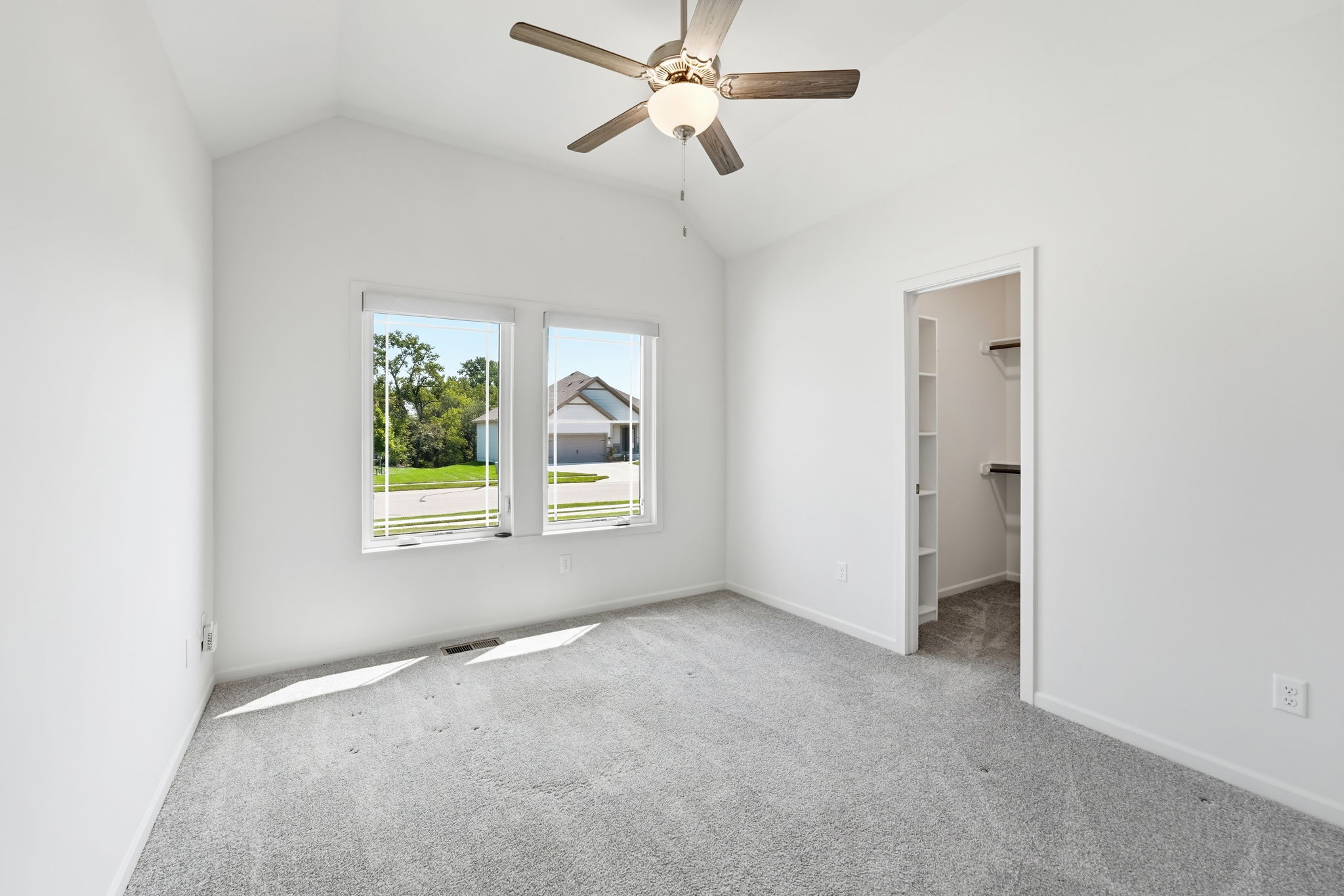  10322 North Winchester Avenue, Kansas City, MO 64156 - 物件實景