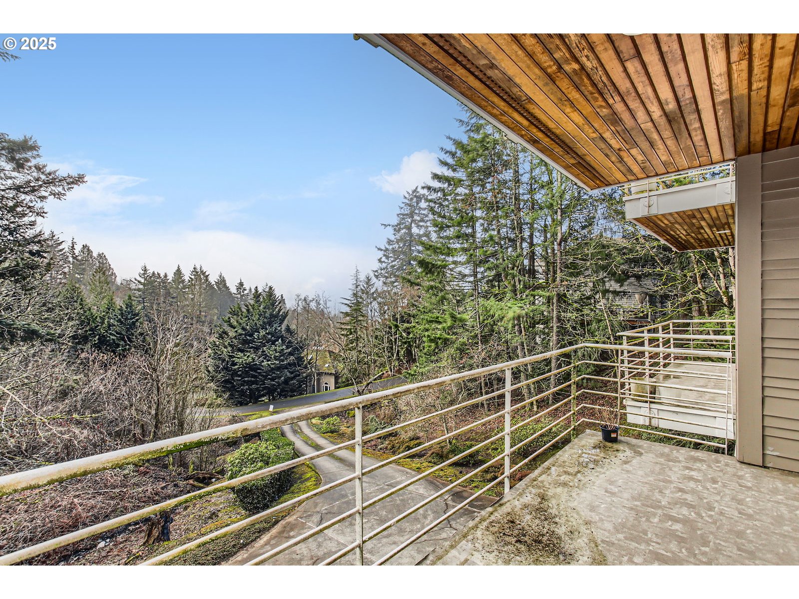 Portland, Oregon, 97229, United States, 3 Bedrooms Bedrooms, ,4 BathroomsBathrooms,Residential,For Sale,1982517