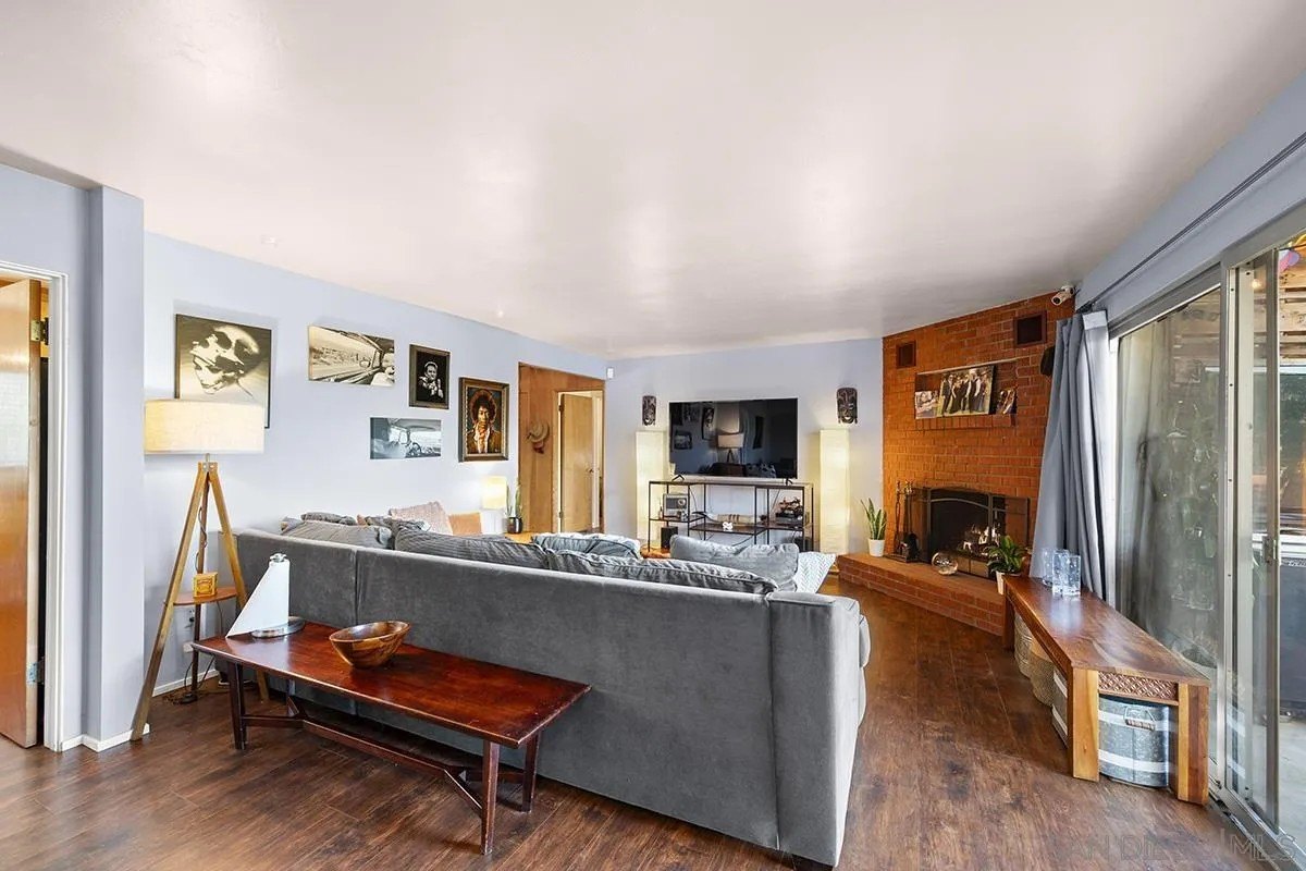 La Mesa, California, 91941, United States, 3 Bedrooms Bedrooms, ,4 BathroomsBathrooms,Residential,For Sale,1911905
