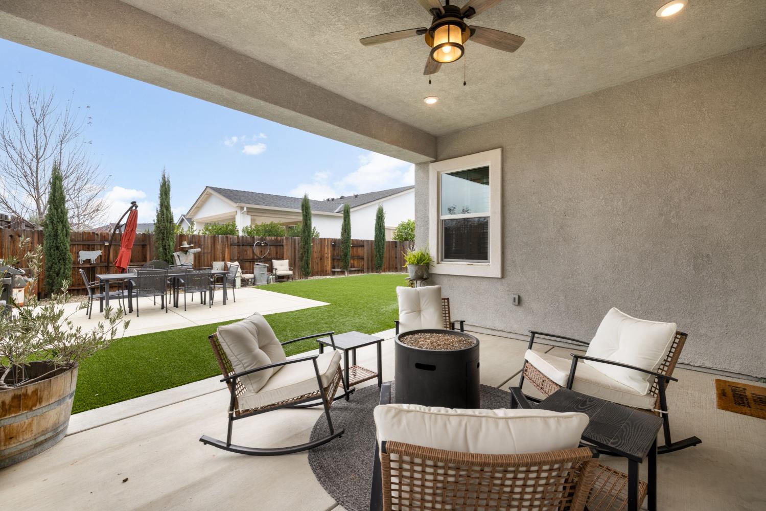 Roseville, California, 95747, United States, 3 Bedrooms Bedrooms, ,2 BathroomsBathrooms,Residential,For Sale,2002190