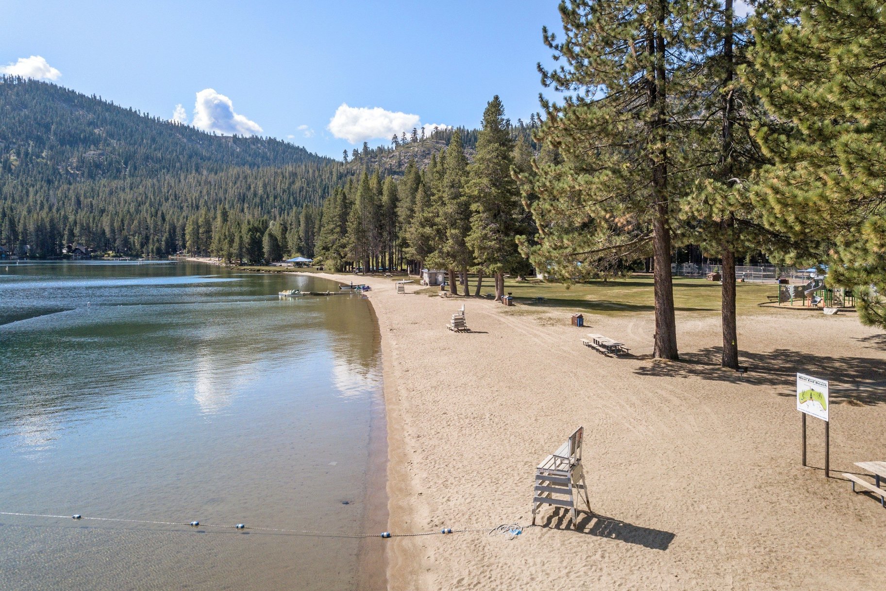  West Donner Lake Retreat - 物件實景
