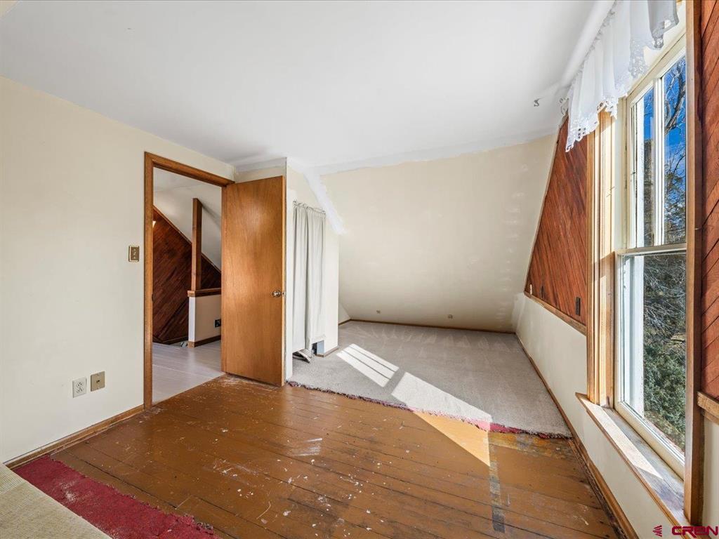 Montrose, Colorado, 81401, United States, 5 Bedrooms Bedrooms, ,1 BathroomBathrooms,Residential,For Sale,1994481