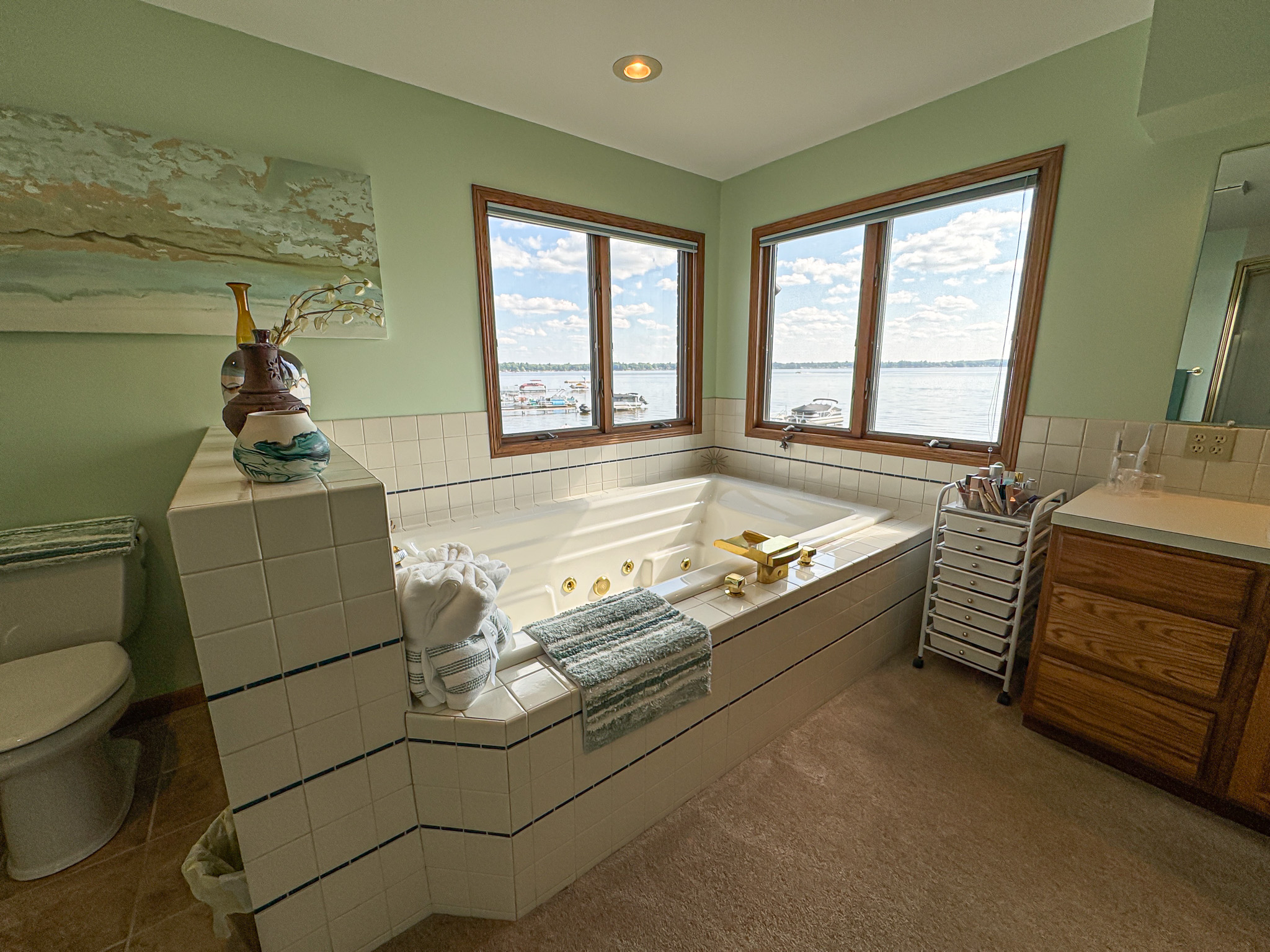 Cadillac, Michigan, 49601, United States, 5 Bedrooms Bedrooms, ,4 BathroomsBathrooms,Residential,For Sale,1905816