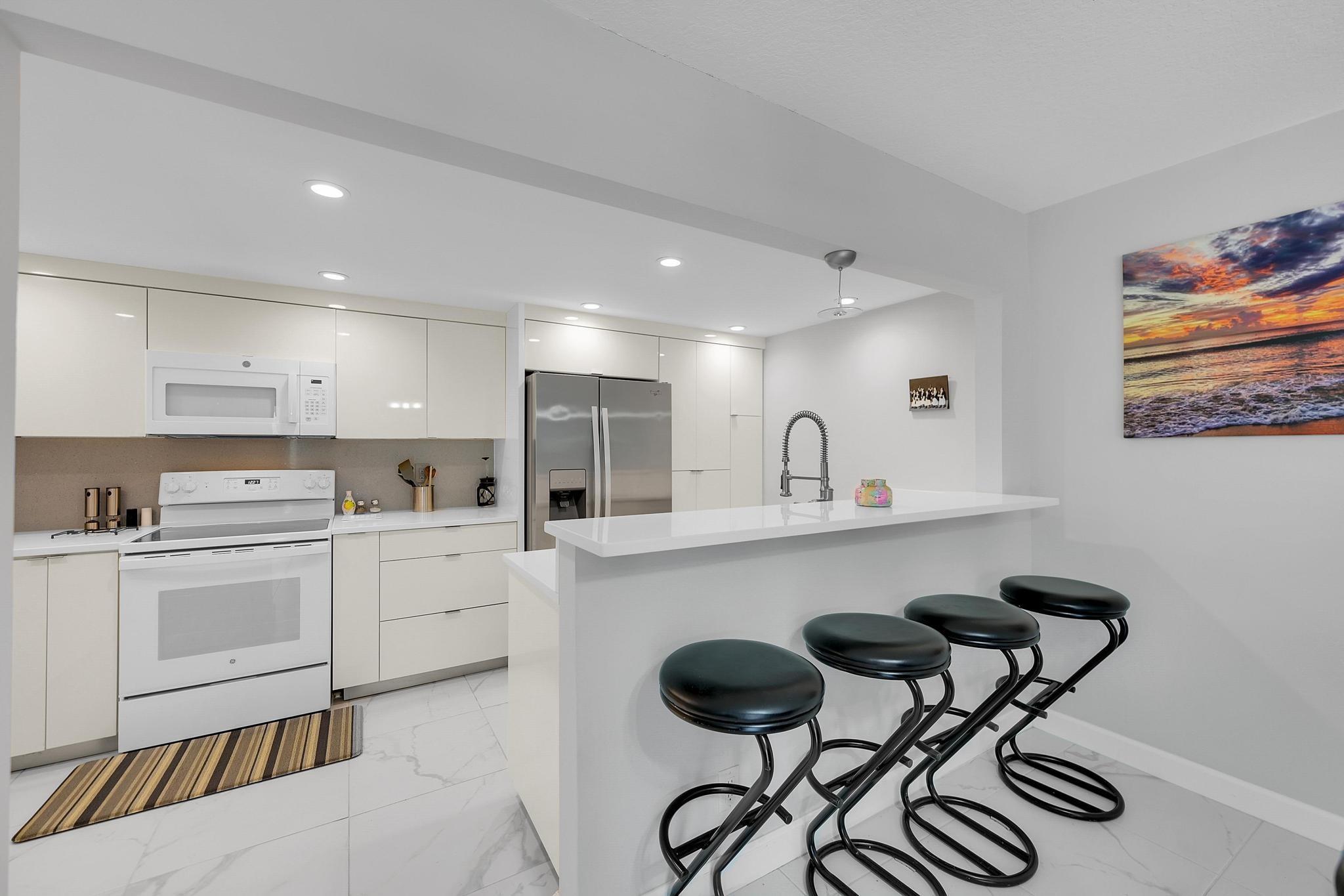 Fort Lauderdale, Florida, 33308, United States, 4 Bedrooms Bedrooms, ,3 BathroomsBathrooms,Residential,For Sale,1976571