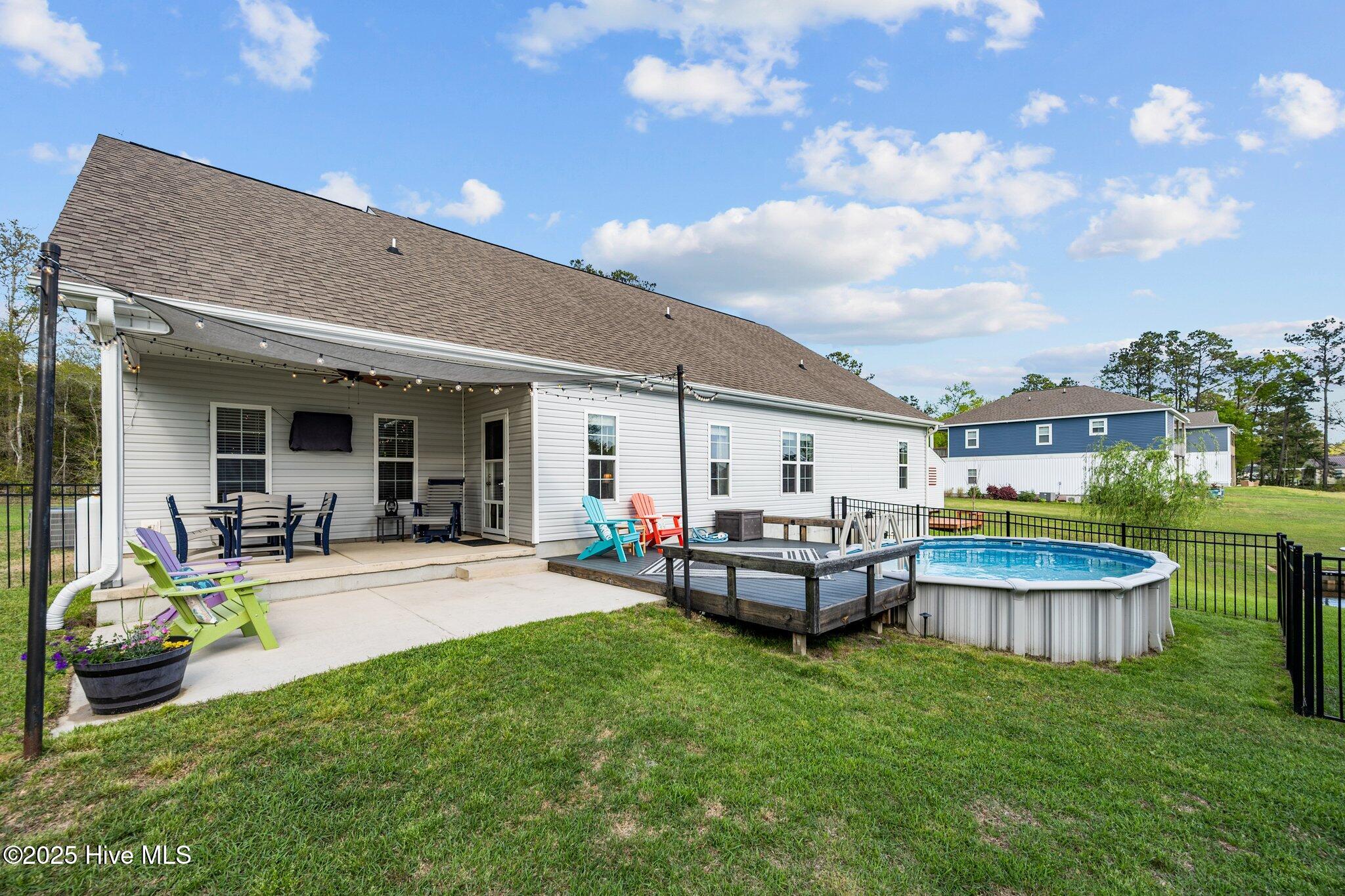 Sneads Ferry, North Carolina, 28460, United States, 3 Bedrooms Bedrooms, ,2 BathroomsBathrooms,Residential,For Sale,1837639