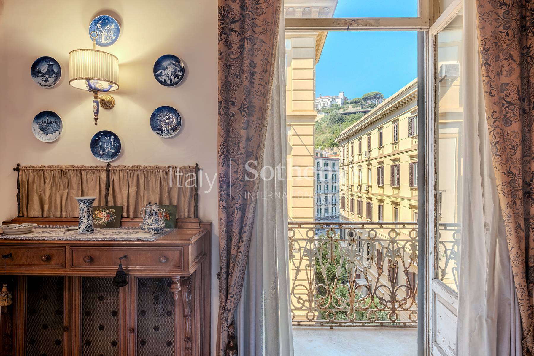  Spacious panoramic seafront residence in Naples - 物件實景