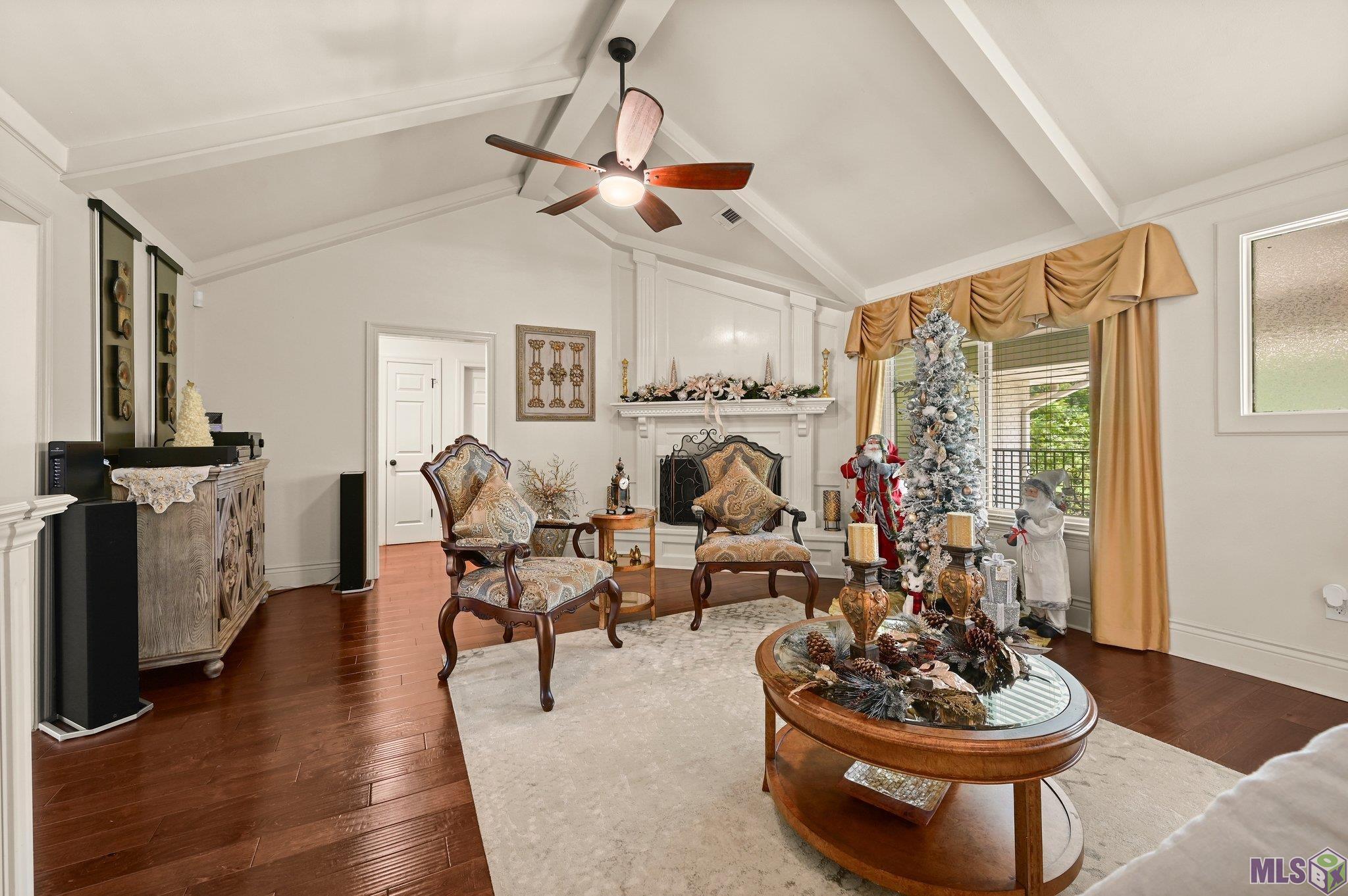 Baton Rouge, Louisiana, 70818, United States, 5 Bedrooms Bedrooms, ,4 BathroomsBathrooms,Residential,For Sale,1899347