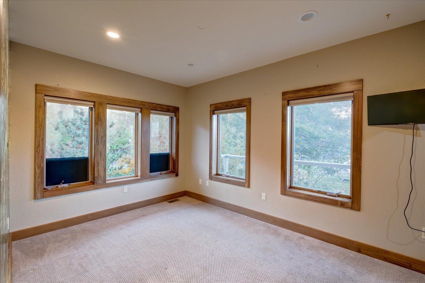 Sauk City, Wisconsin, 53583, United States, 5 Bedrooms Bedrooms, ,4 BathroomsBathrooms,Residential,For Sale,1992585