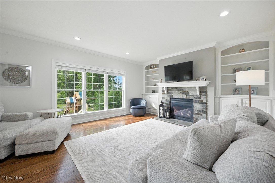 Columbiana, Ohio, 44408, United States, 4 Bedrooms Bedrooms, ,4 BathroomsBathrooms,Residential,For Sale,1977741