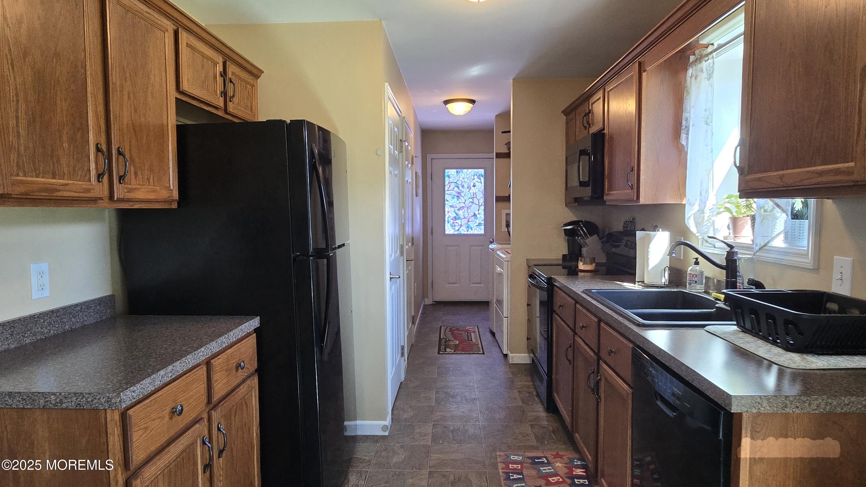Egg Harbor City, New Jersey, 08215, United States, 3 Bedrooms Bedrooms, ,2 BathroomsBathrooms,Residential,For Sale,1943195