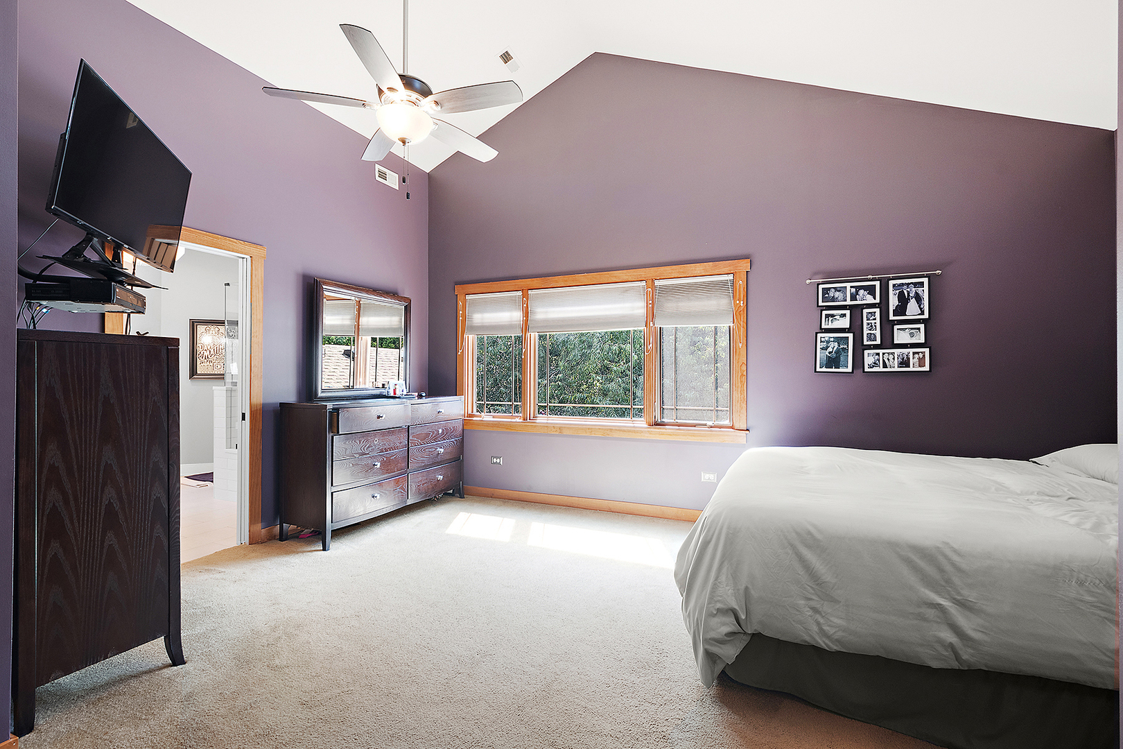 Palos Park, Illinois, 60464, United States, 3 Bedrooms Bedrooms, ,3 BathroomsBathrooms,Residential,For Sale,1921855