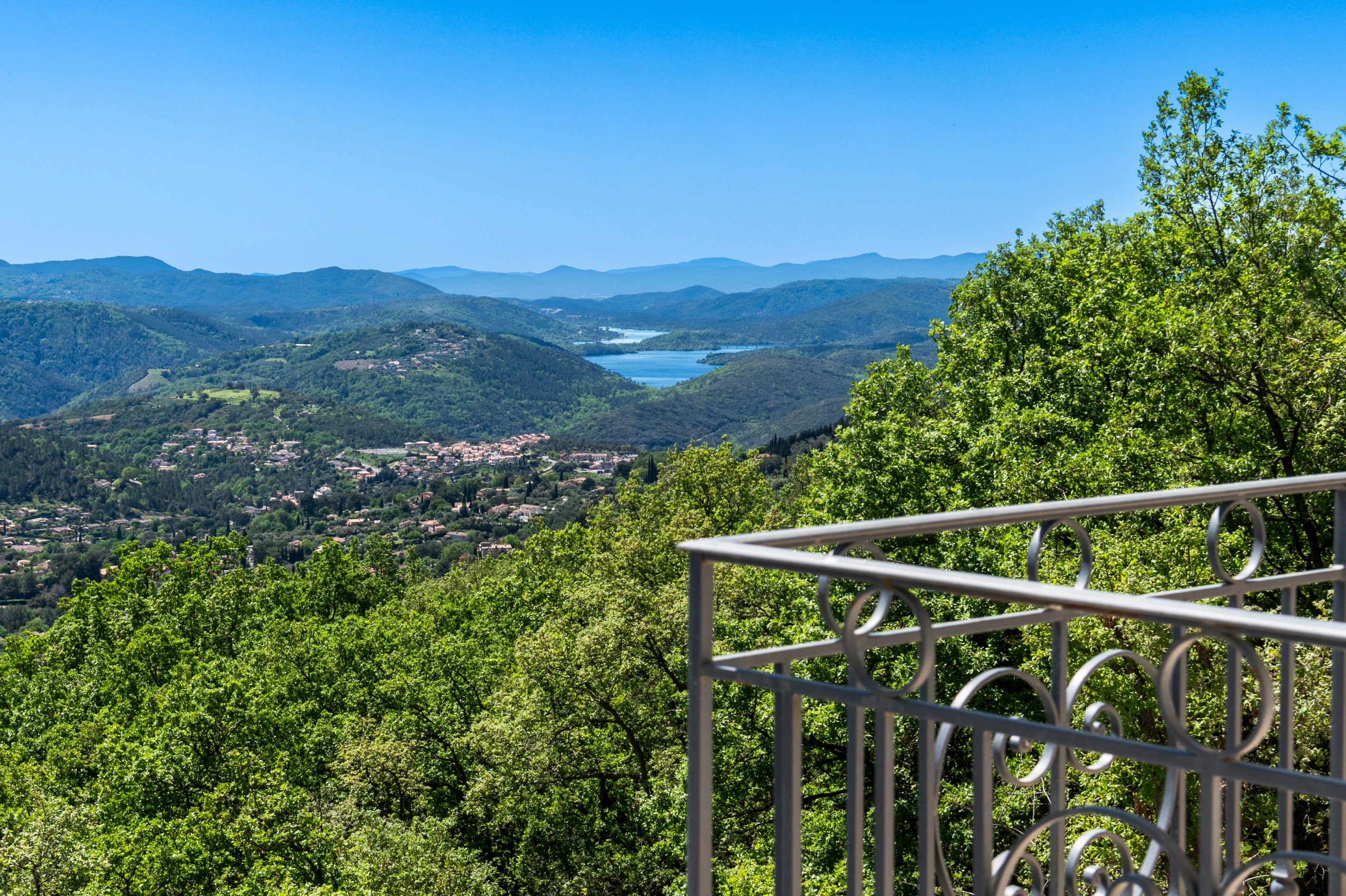  Spéracèdes contemporary villa with panoramic views over the French Riviera - 物件實景