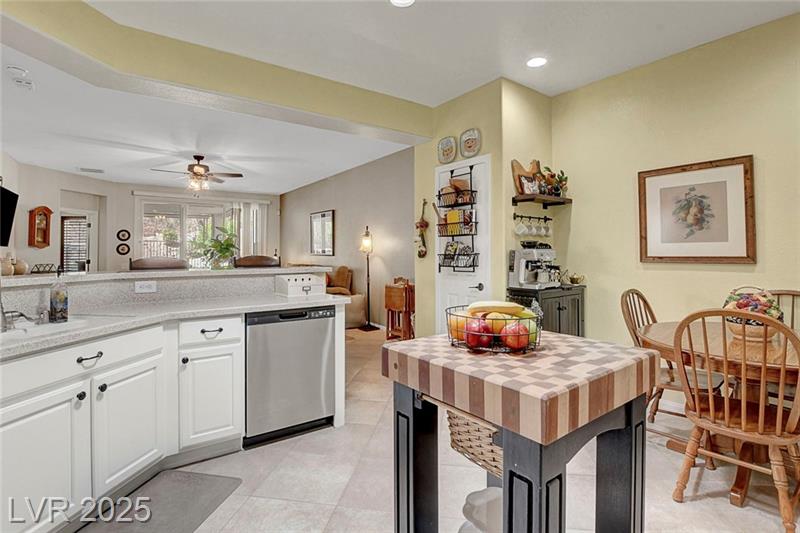 Las Vegas, Nevada, 89138, United States, 3 Bedrooms Bedrooms, ,1 BathroomBathrooms,Residential,For Sale,1861755