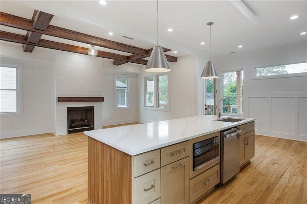 Avondale Estates, Georgia, 30002, United States, 5 Bedrooms Bedrooms, ,5 BathroomsBathrooms,Residential,For Sale,1904191