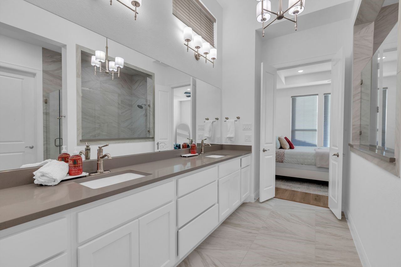 Porter, Texas, 77365, United States, 4 Bedrooms Bedrooms, ,5 BathroomsBathrooms,Residential,For Sale,1992843