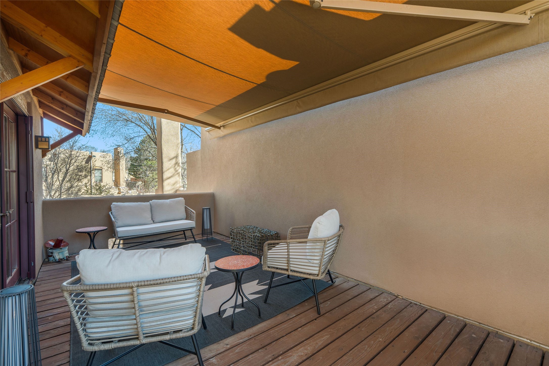  655 Bishops Lodge Road Unit B, - 物件實景