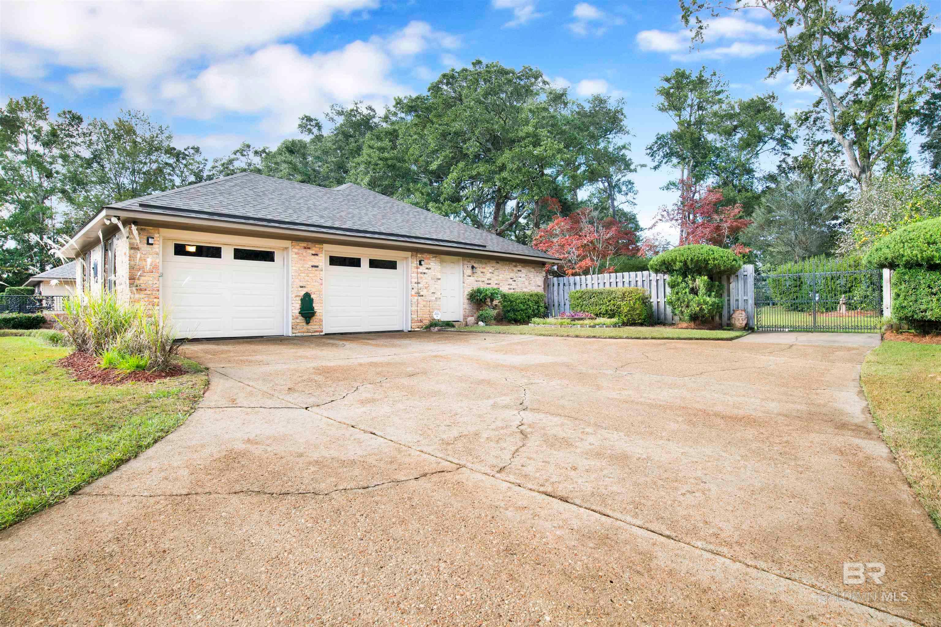 Daphne, Alabama, 36526, United States, 4 Bedrooms Bedrooms, ,3 BathroomsBathrooms,Residential,For Sale,1998896