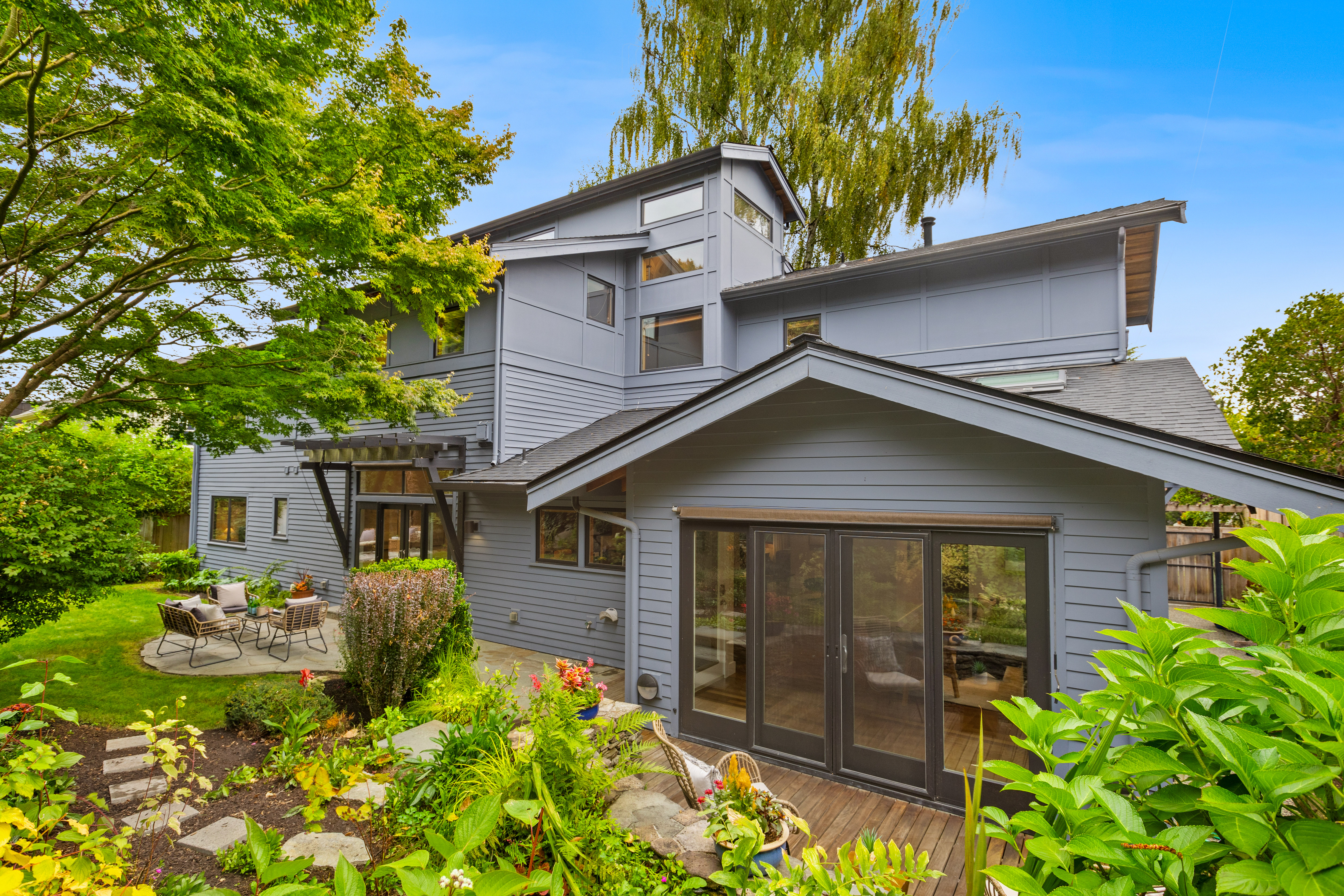  2223 39th Ave E, Seattle, WA 98112 - 物件實景