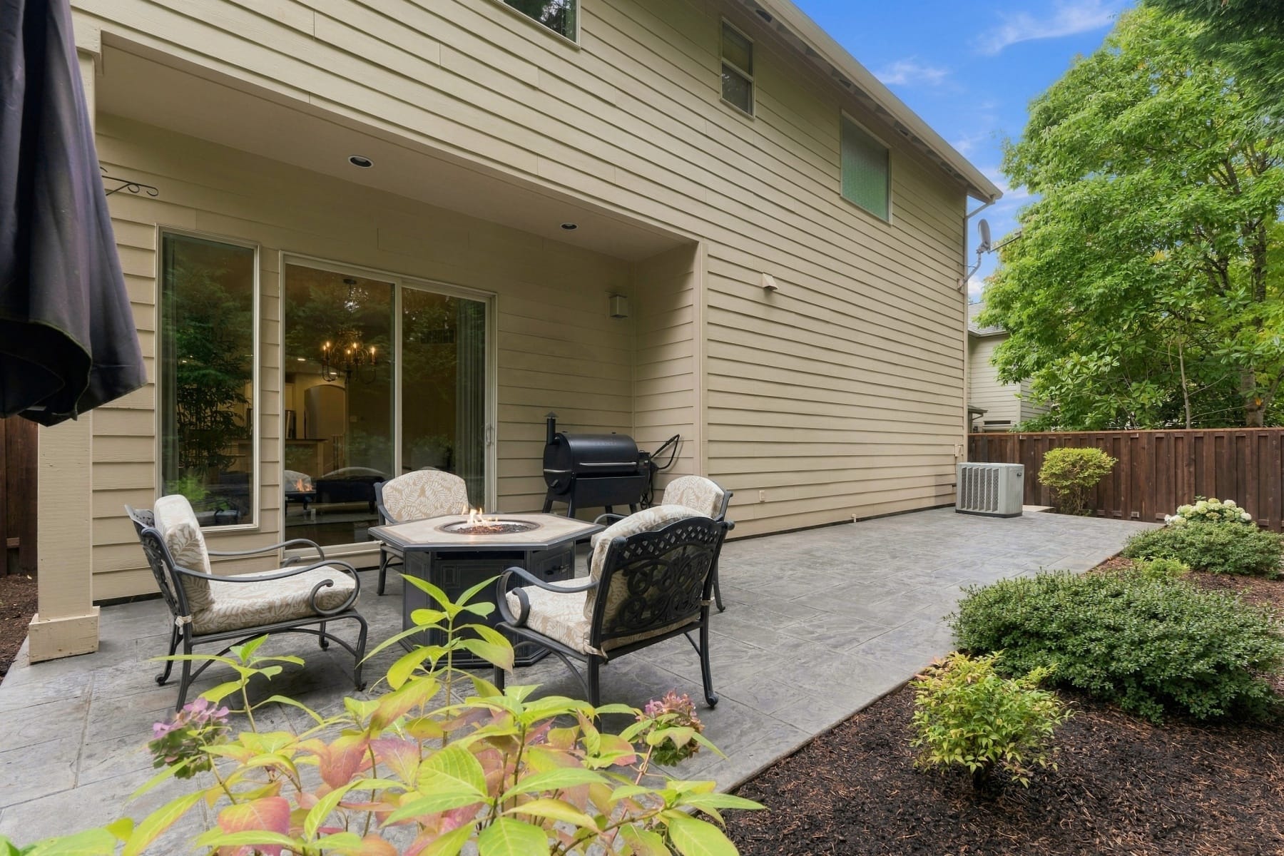  10340 SW HELENIUS ST Tualatin, OR 97062 - 物件實景