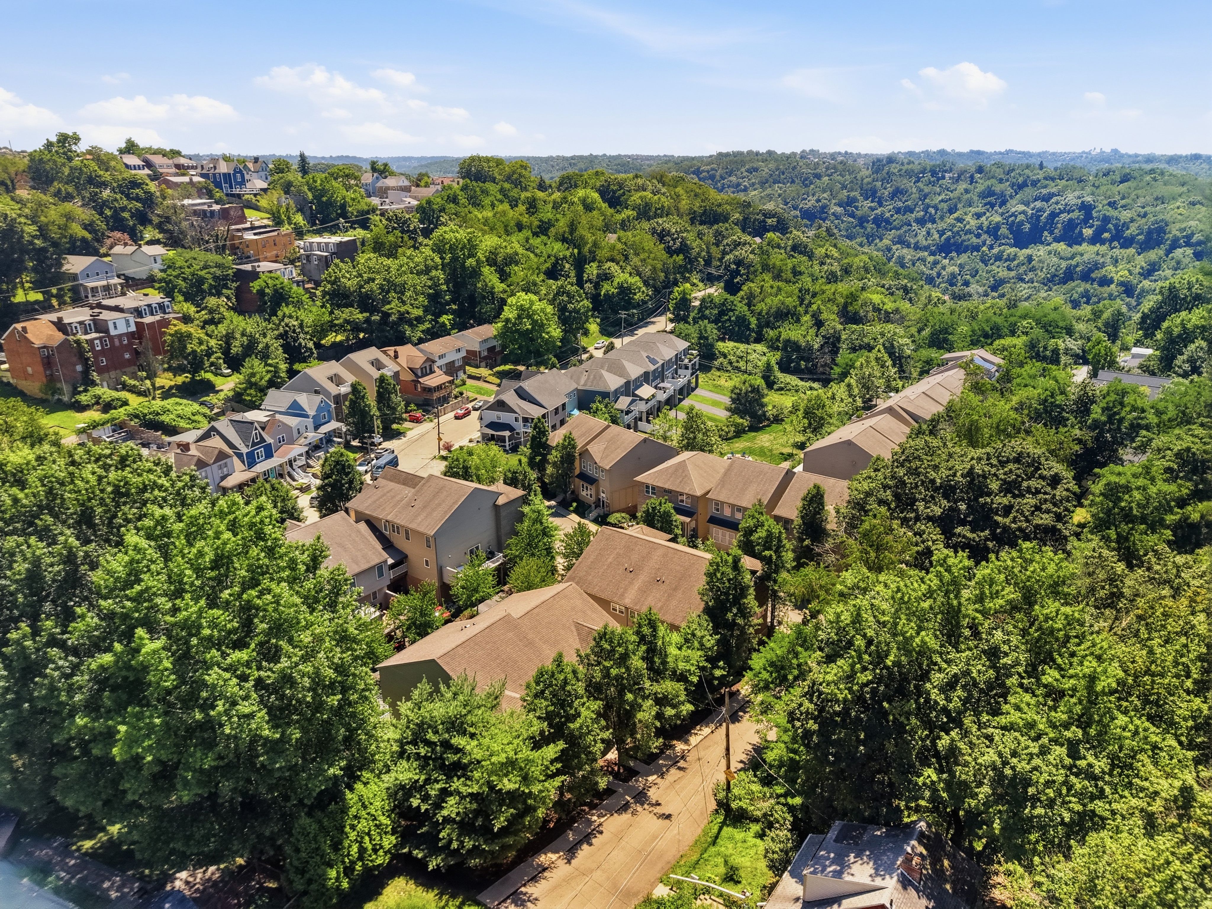  154 Sweetbriar Village Trail - 物件實景