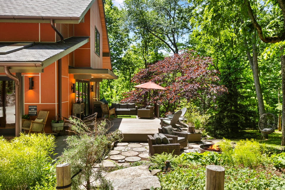 Lexington, Kentucky, 40515, United States, 4 Bedrooms Bedrooms, ,5 BathroomsBathrooms,Residential,For Sale,2049186