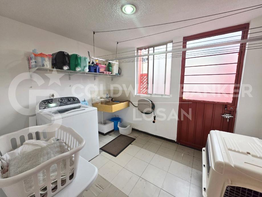 Benito Juárez, Ciudad de México, 03104, Mexico, 3 Bedrooms Bedrooms, ,4 BathroomsBathrooms,Residential,For Sale,1918647