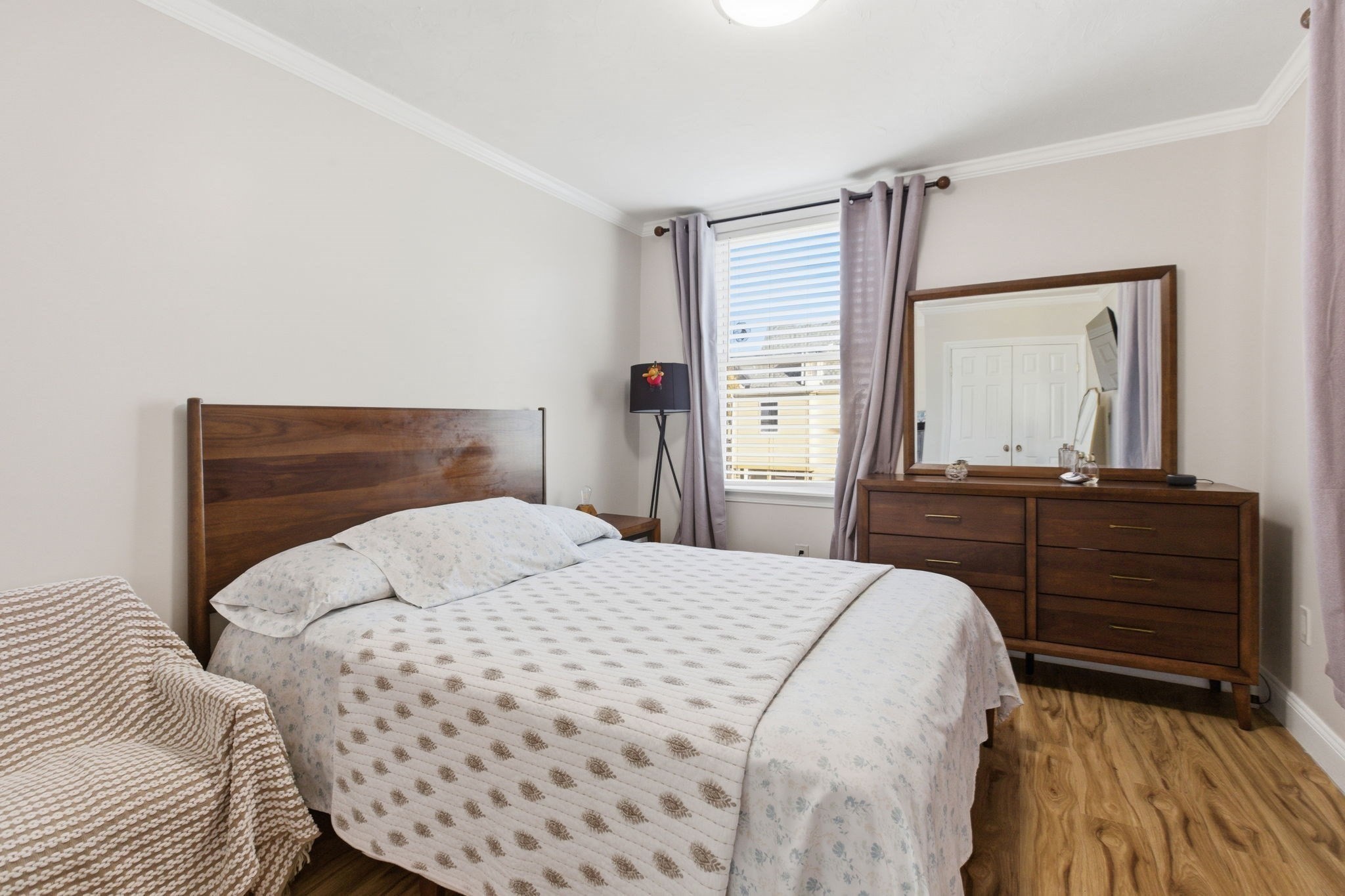 Boston, Massachusetts, 02121, United States, 5 Bedrooms Bedrooms, ,2 BathroomsBathrooms,Residential,For Sale,1993888