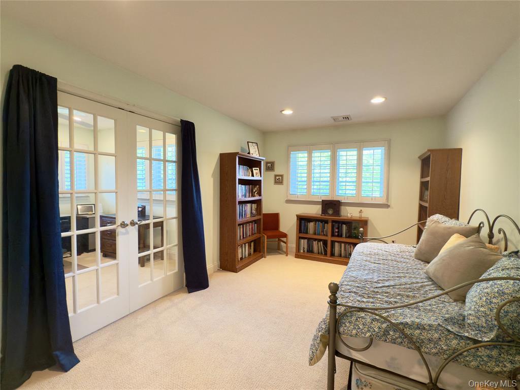 Hyde Park, New York, 12538, United States, 3 Bedrooms Bedrooms, ,4 BathroomsBathrooms,Residential,For Sale,1977599