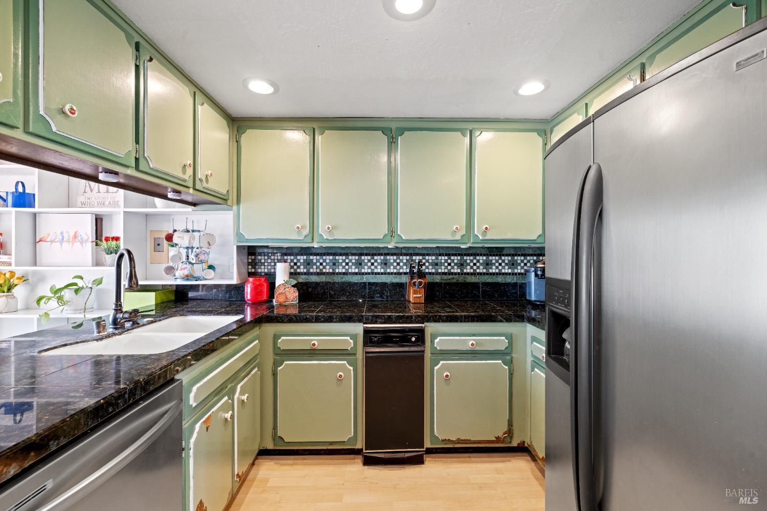 Petaluma, California, 94952, United States, 4 Bedrooms Bedrooms, ,2 BathroomsBathrooms,Residential,For Sale,1974511