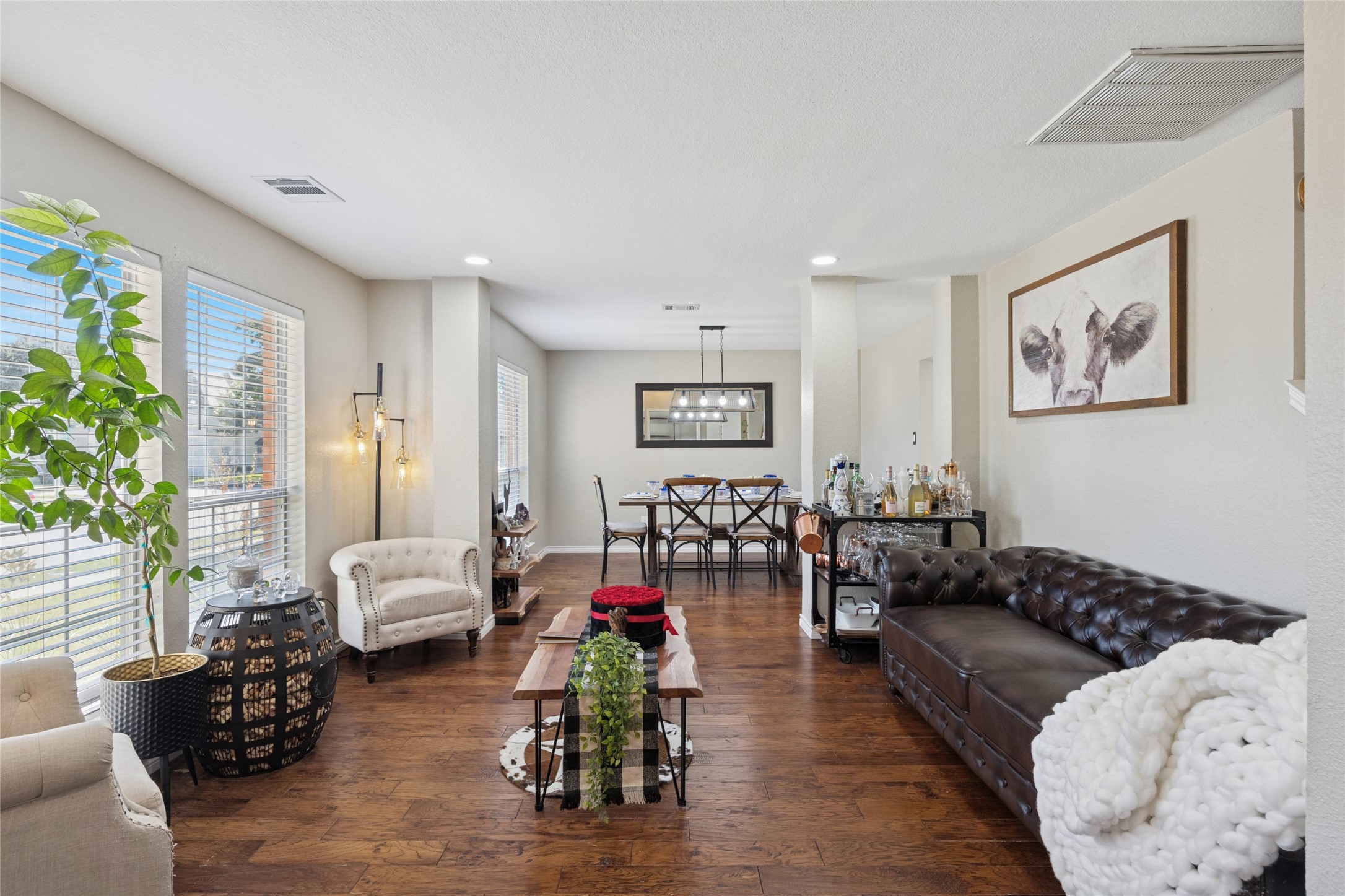 Keller, Texas, 76248, United States, 5 Bedrooms Bedrooms, ,3 BathroomsBathrooms,Residential,For Sale,1988935