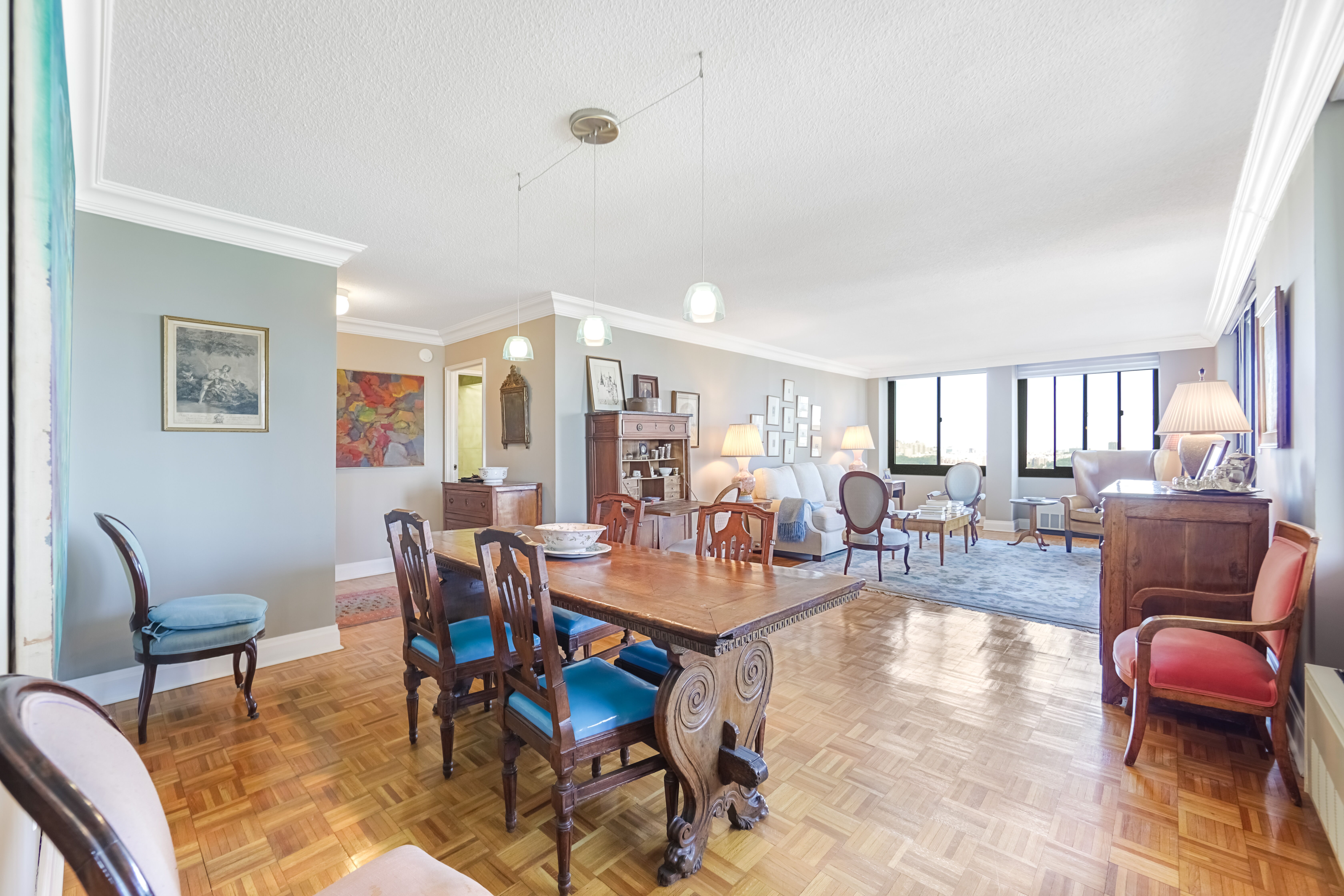 Cliffside Park, New Jersey, 07010, United States, 3 Bedrooms Bedrooms, ,3 BathroomsBathrooms,Residential,For Sale,1974787