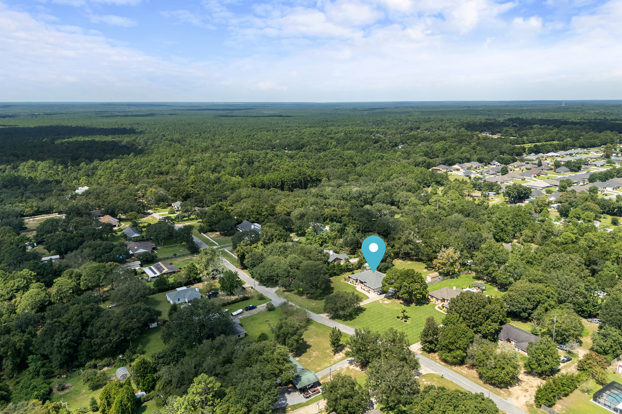  Move-In Ready Home on Nearly an Acre - 物件實景