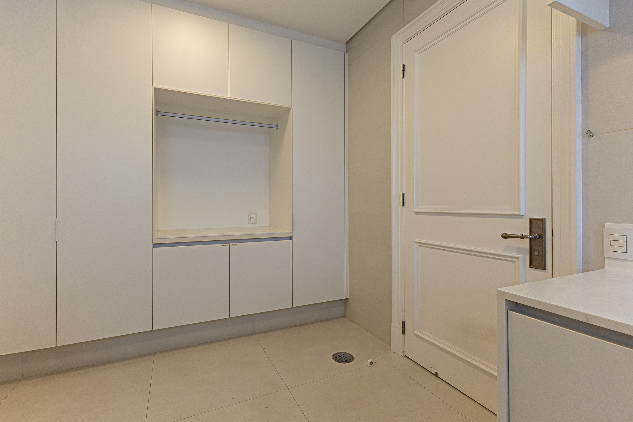 High-floor residence with four suites at Seridó condominium - 物件實景