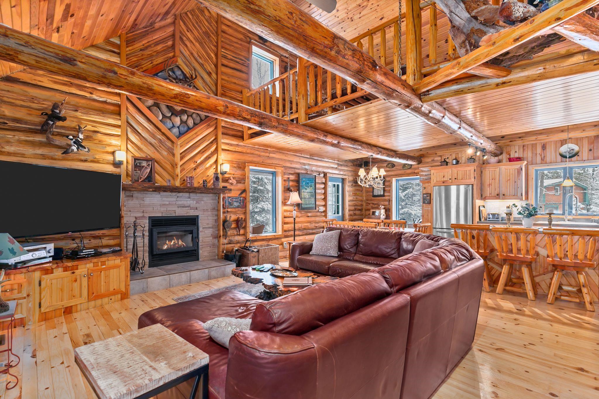 PICKEREL, Wisconsin, 54465, United States, 4 Bedrooms Bedrooms, ,3 BathroomsBathrooms,Residential,For Sale,2002993