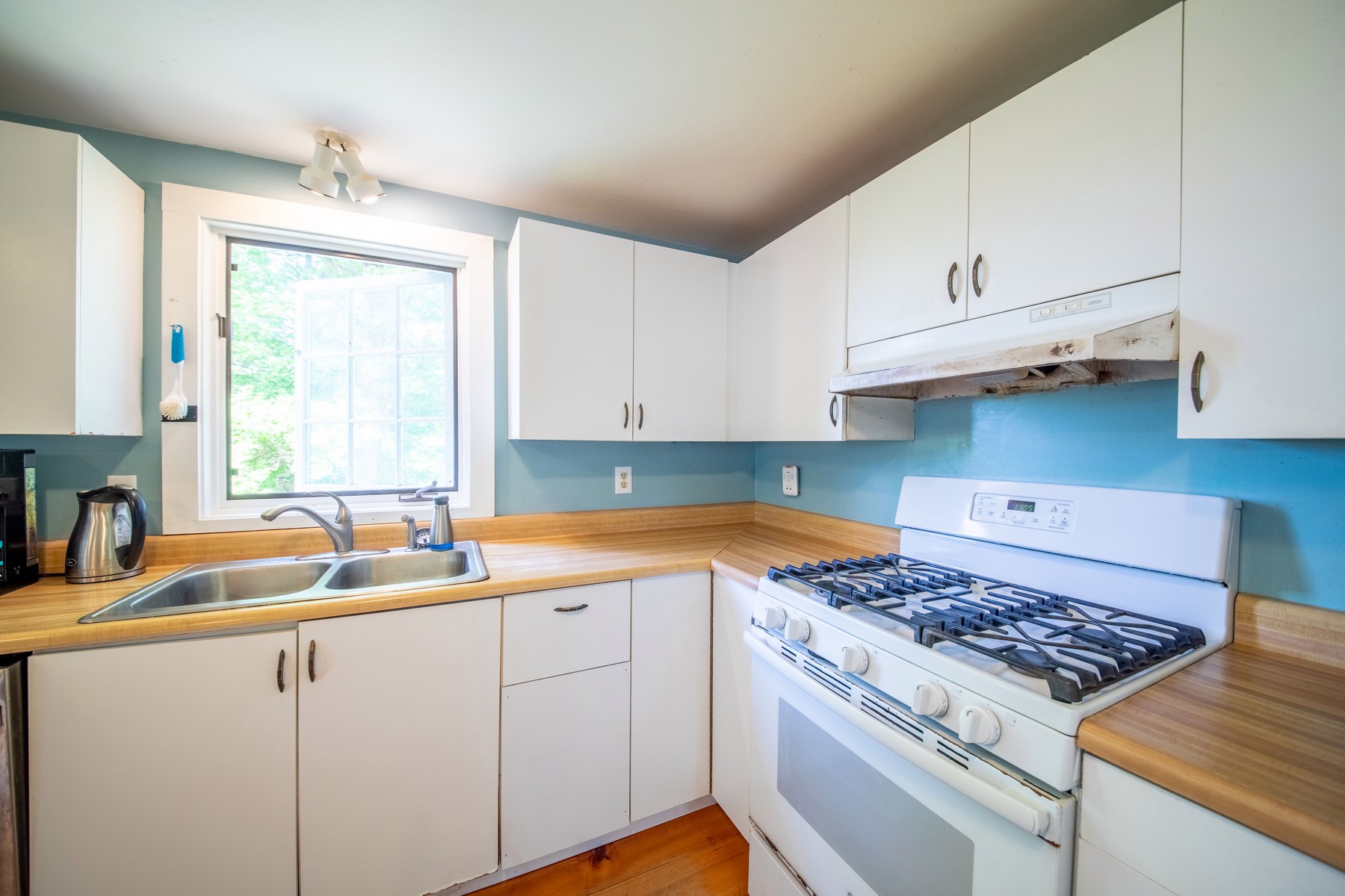 254 Lawrence Drive - 物件實景