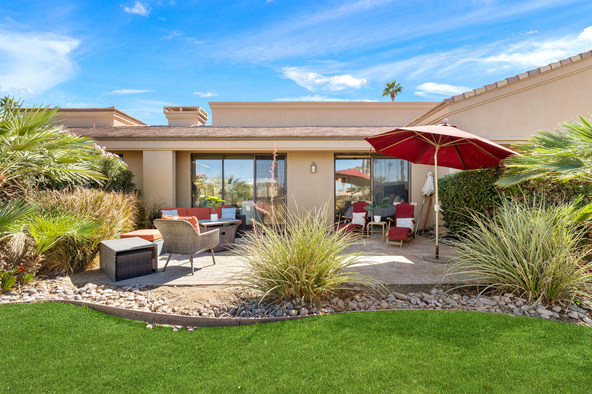 Palm Desert, California, 92211, United States, 2 Bedrooms Bedrooms, ,2 BathroomsBathrooms,Residential,For Sale,1985360