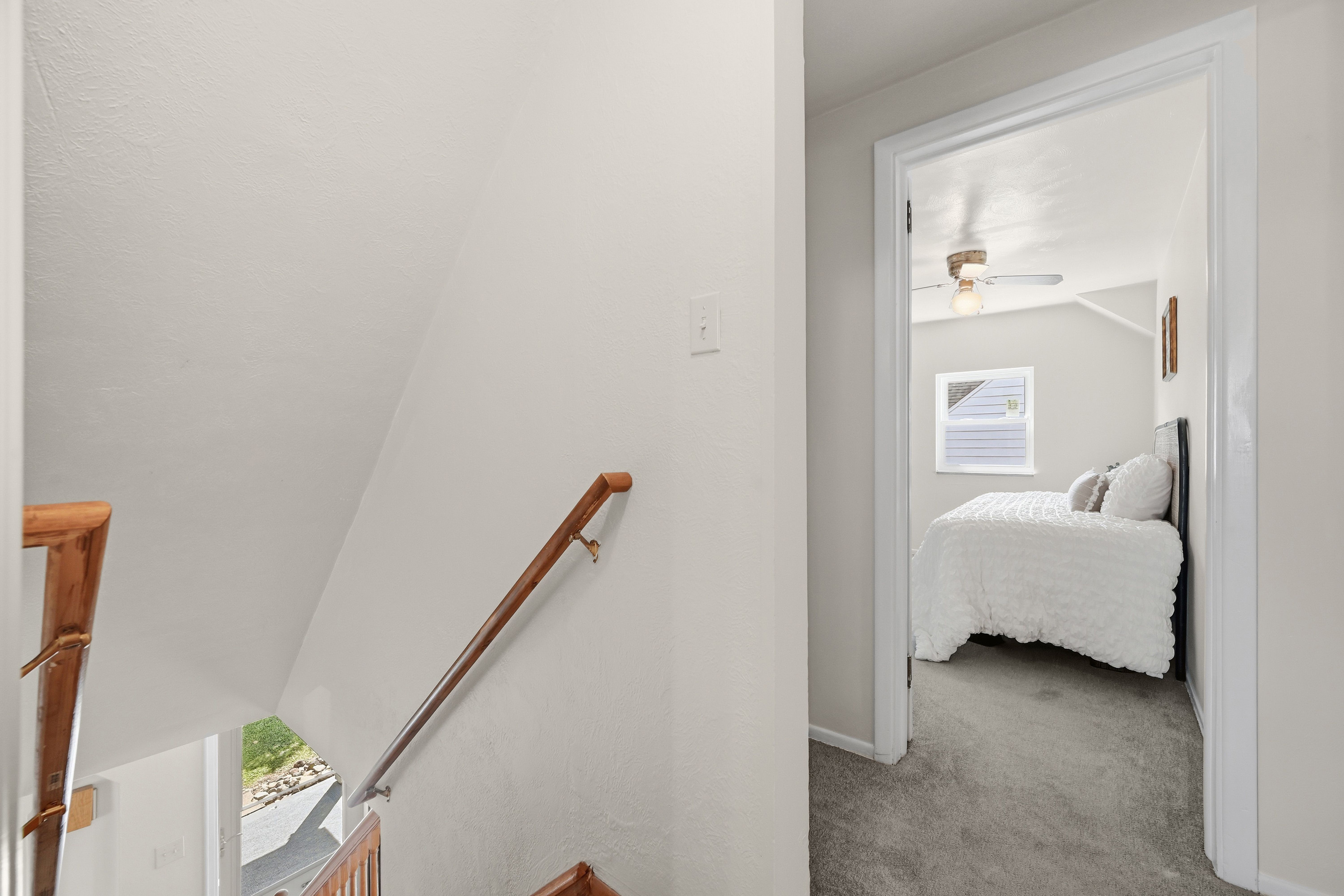  73 Clifford Drive, Pittsburgh, PA 15220 - 物件實景